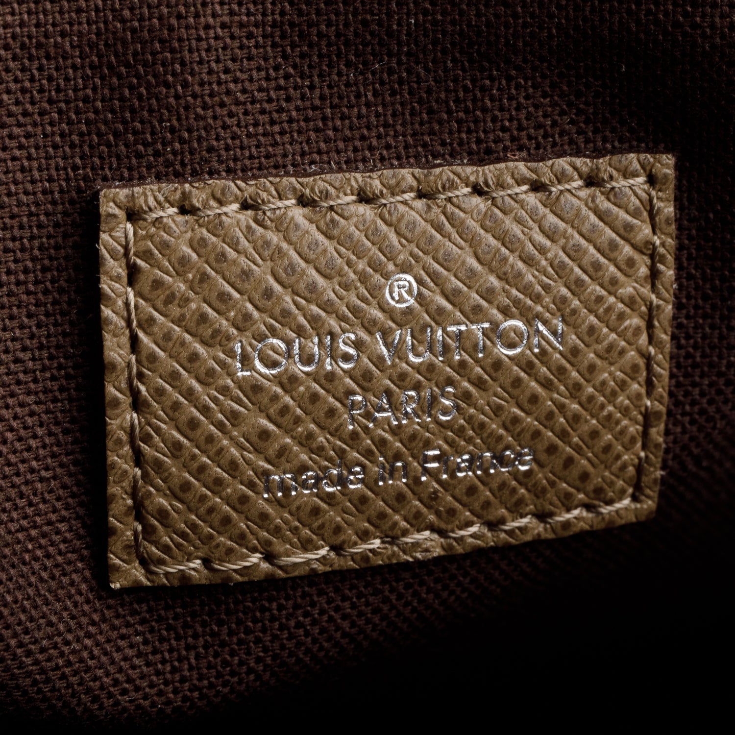 Louis Vuitton Khaki Taiga Leather District PM