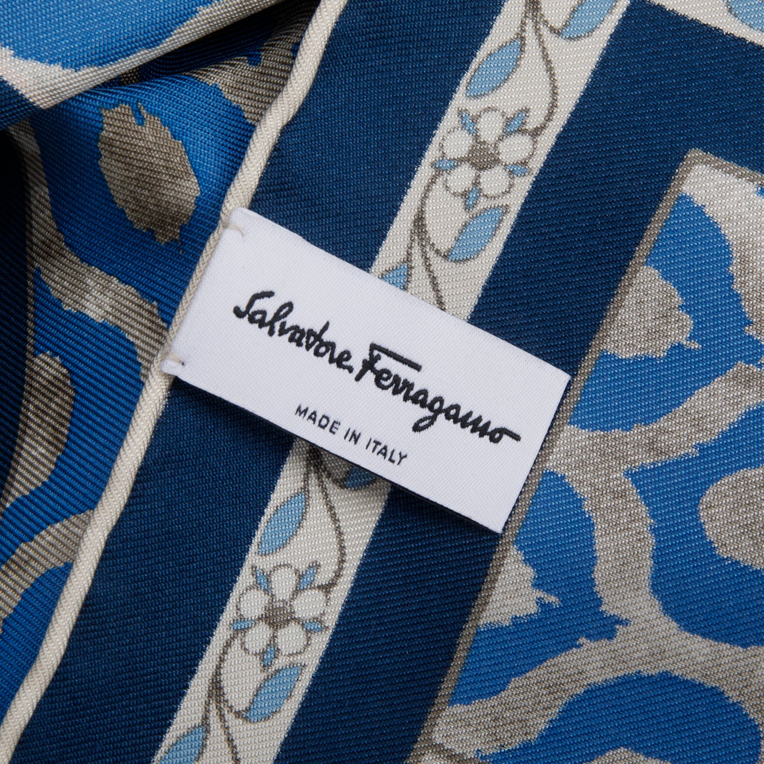 Ferragamo Blue/Multicolore Print Silk Scarf 90 w/ Box
