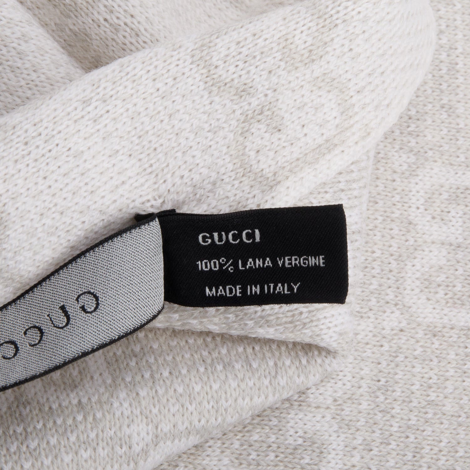 Gucci Grey Wool GG Jacquard Scarf w/ Box