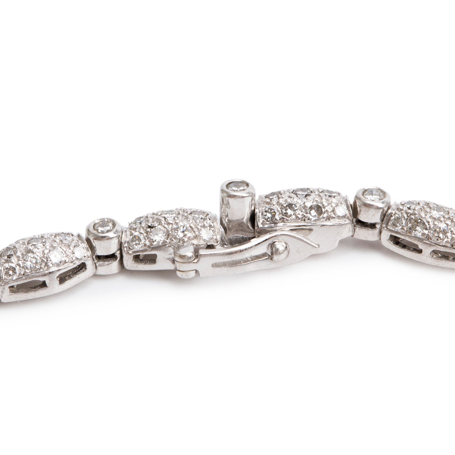 18k White Gold 2.67 tcw. Diamond Link Bracelet