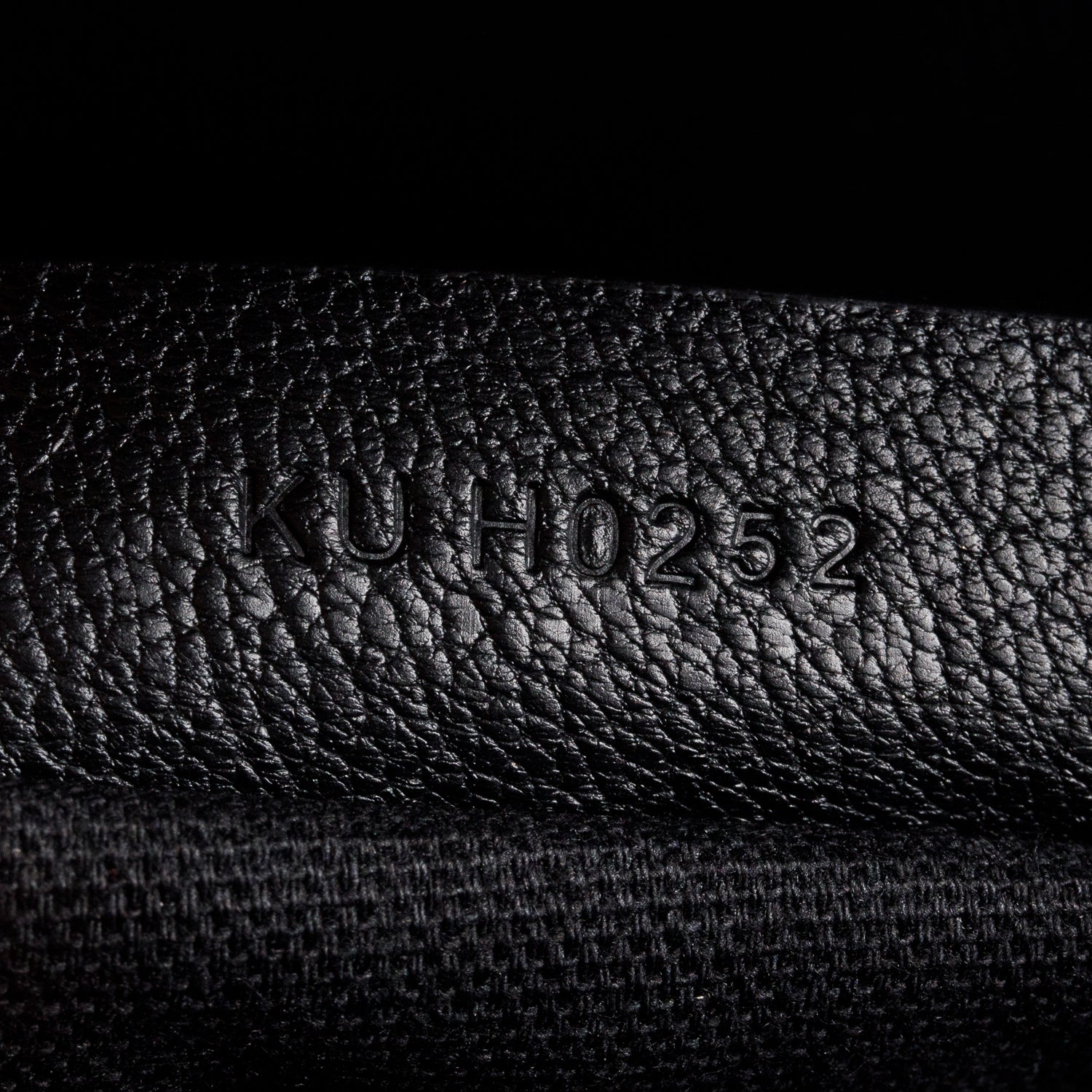 Givenchy 2022 Black Grained Leather Small Antigona Satchel