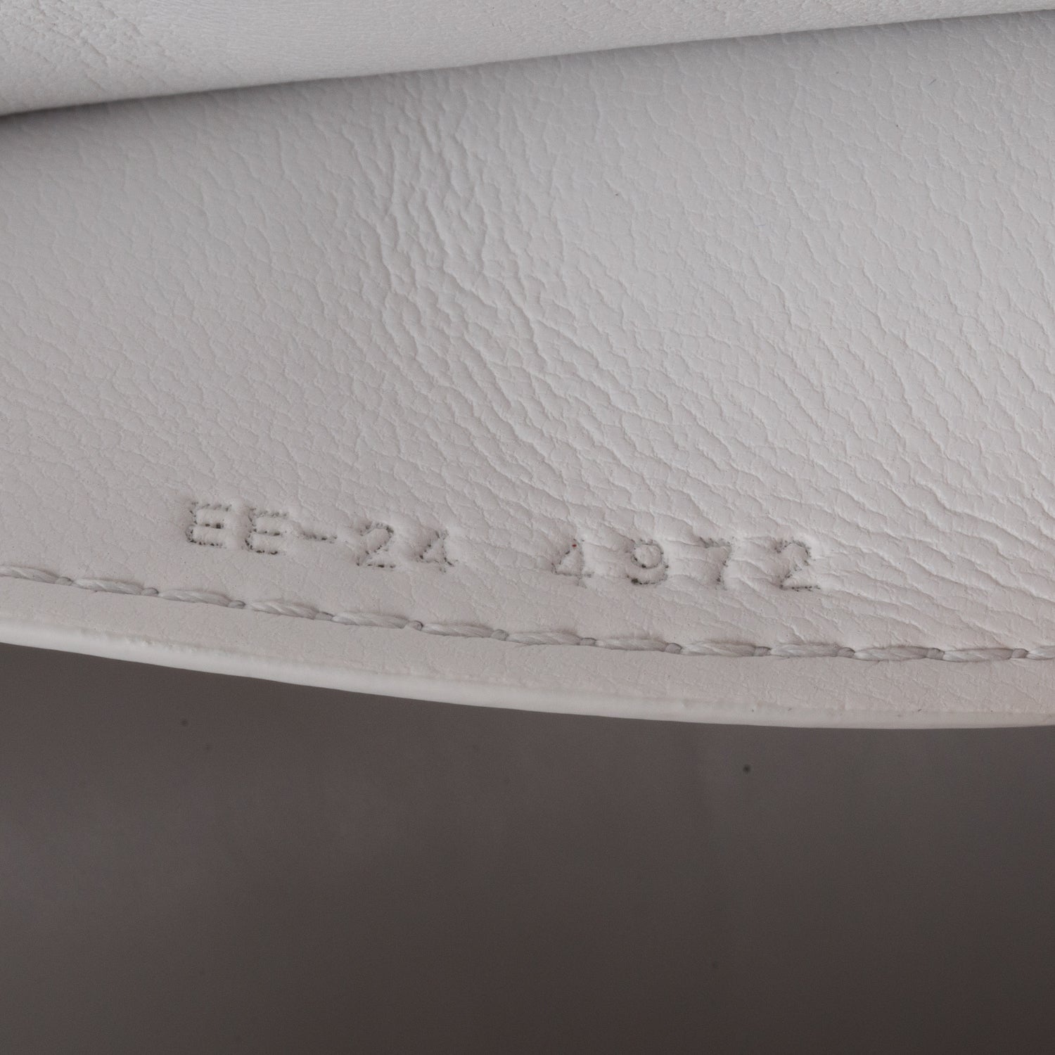 Ferragamo White Leather Gancini Leather Shoulder Bag