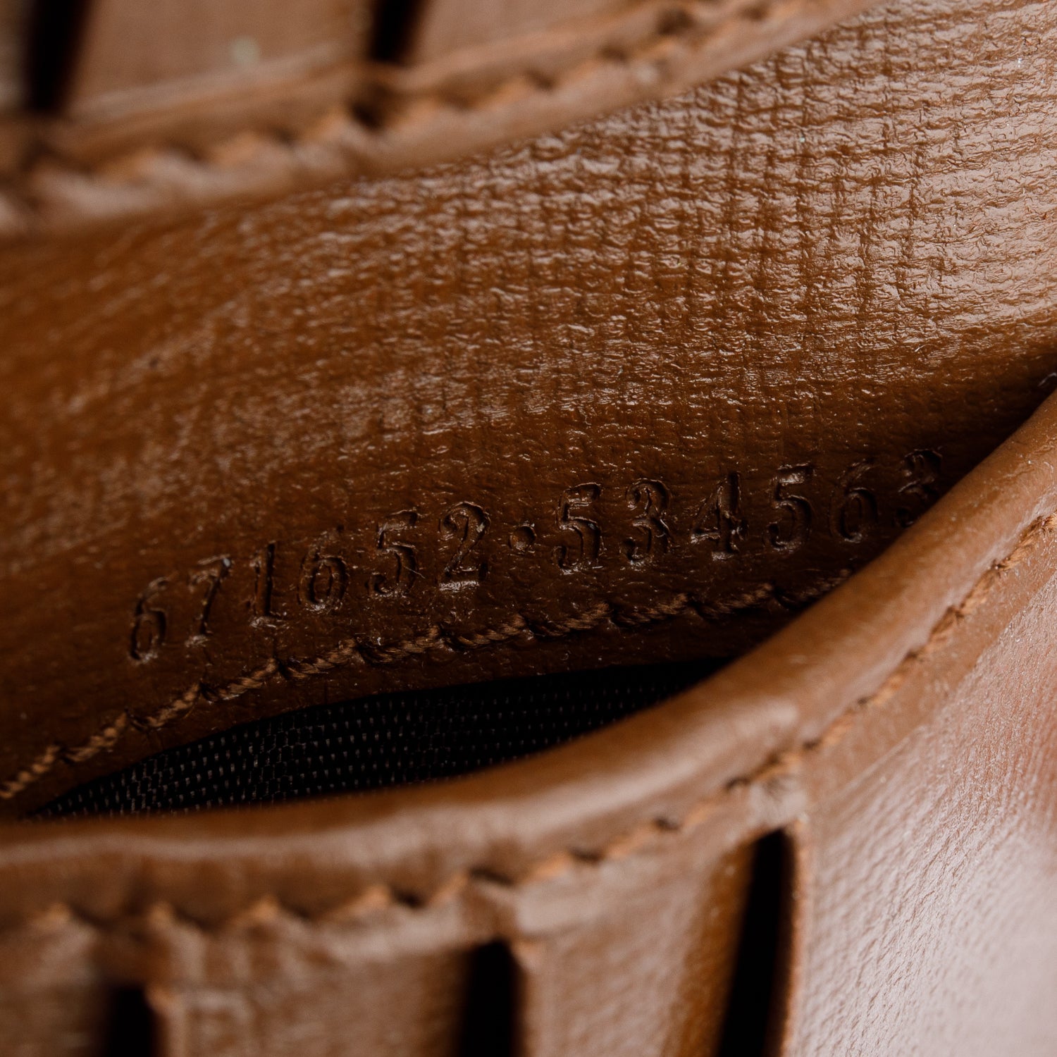 Gucci Beige GG Supreme Interlocking G Bifold Wallet w/ Box