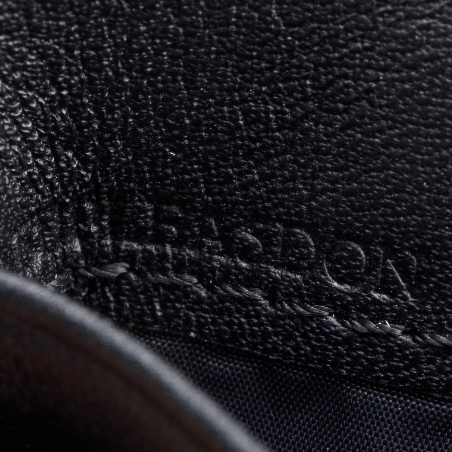 Burberry Black Leather Chase London Check Card Case w/ Box