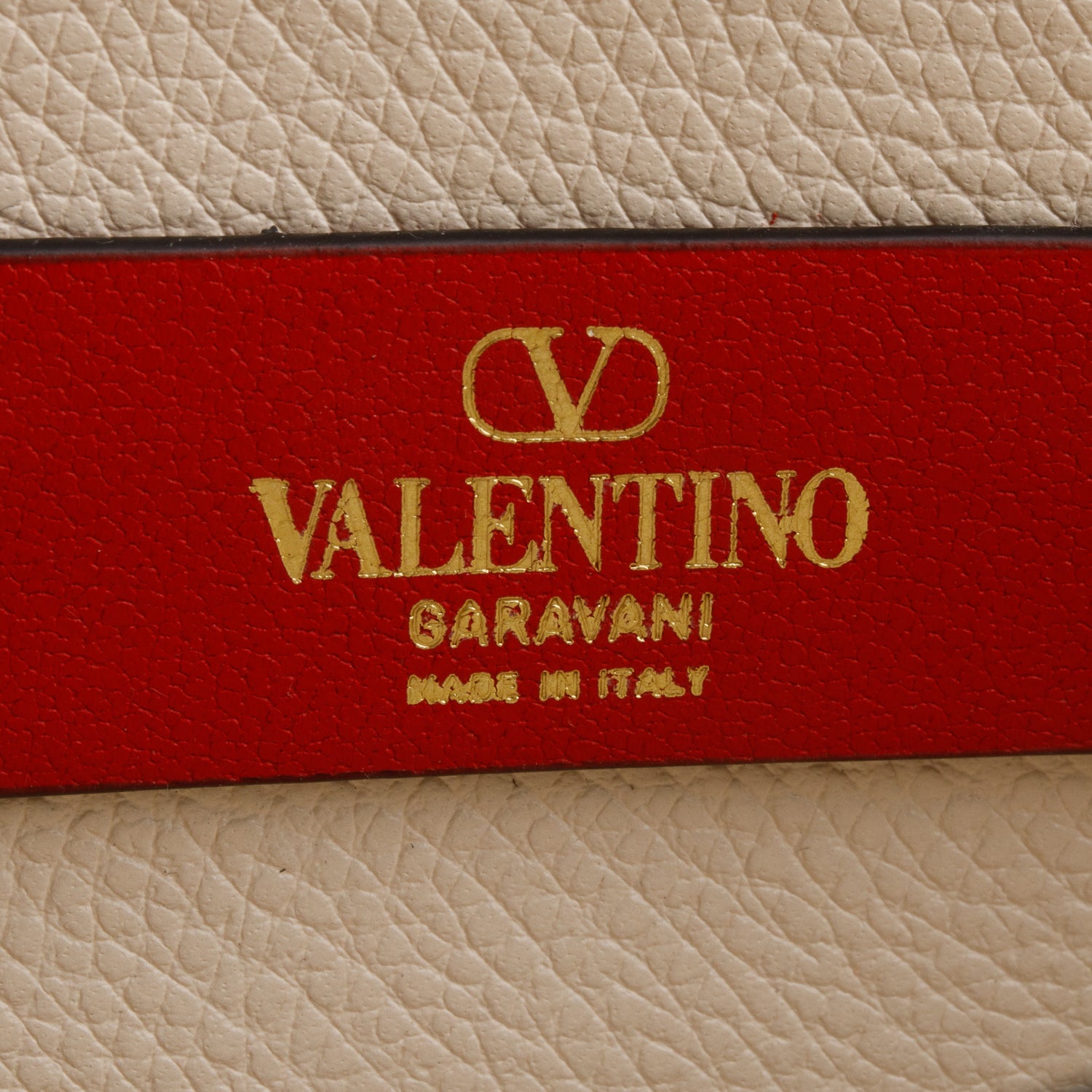 Valentino Cream VLogo Signature Wallet on Chain w/ Box