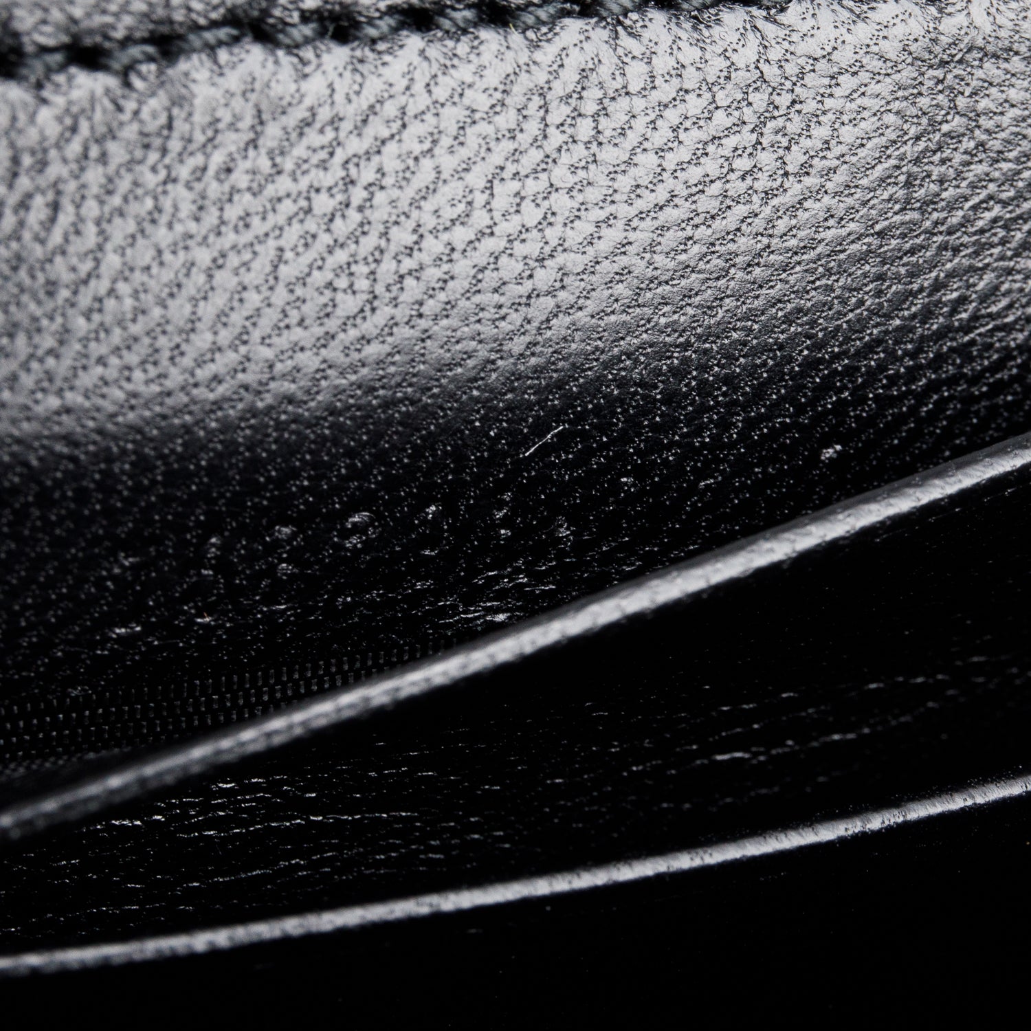 Gucci Black Calfskin Matelasse GG Marmont Shoulder Bag w/ Box & Card Holder