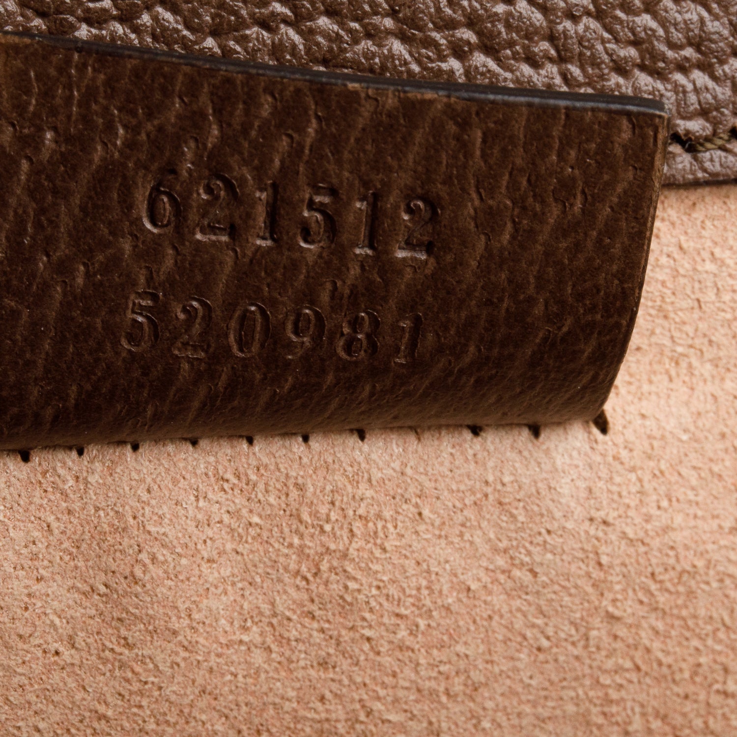 Gucci GG Supreme Monogram Textured Dollar Calfskin Top Handle Dionysus Bag w/ Box