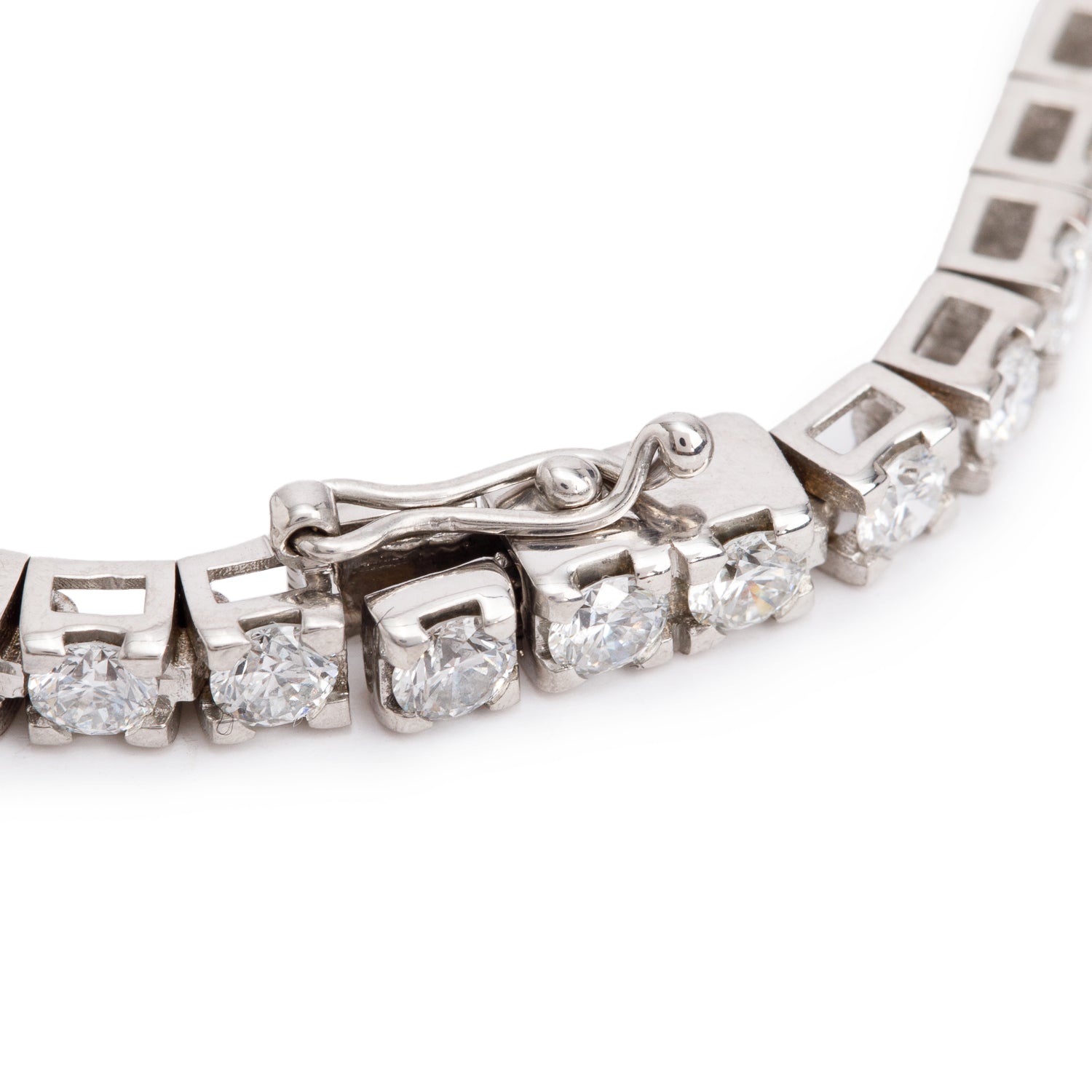 18k White Gold 4.50 tcw. Diamond Tennis Bracelet