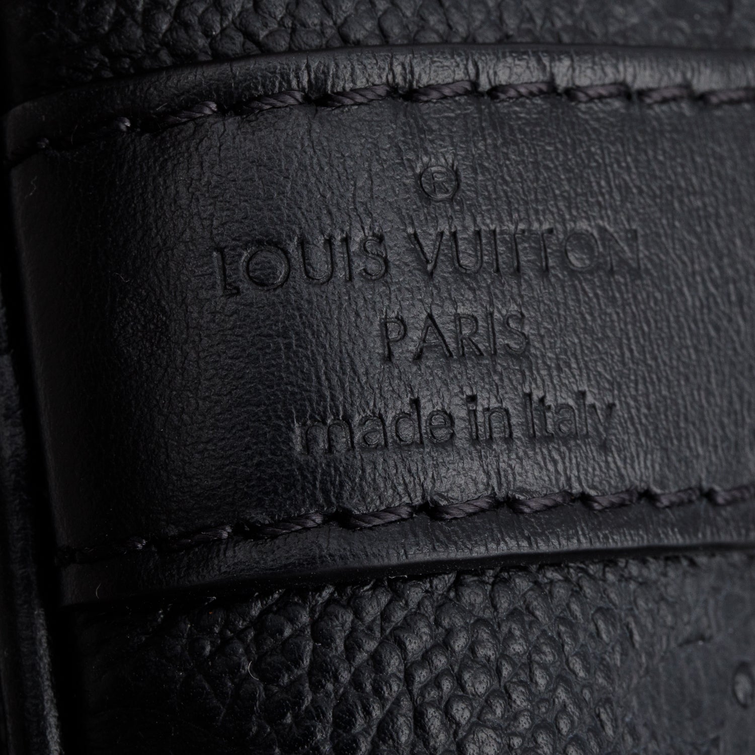 Louis Vuitton 2021 Black Monogram Empreinte Giant Leather Keepall Bandouliere 45