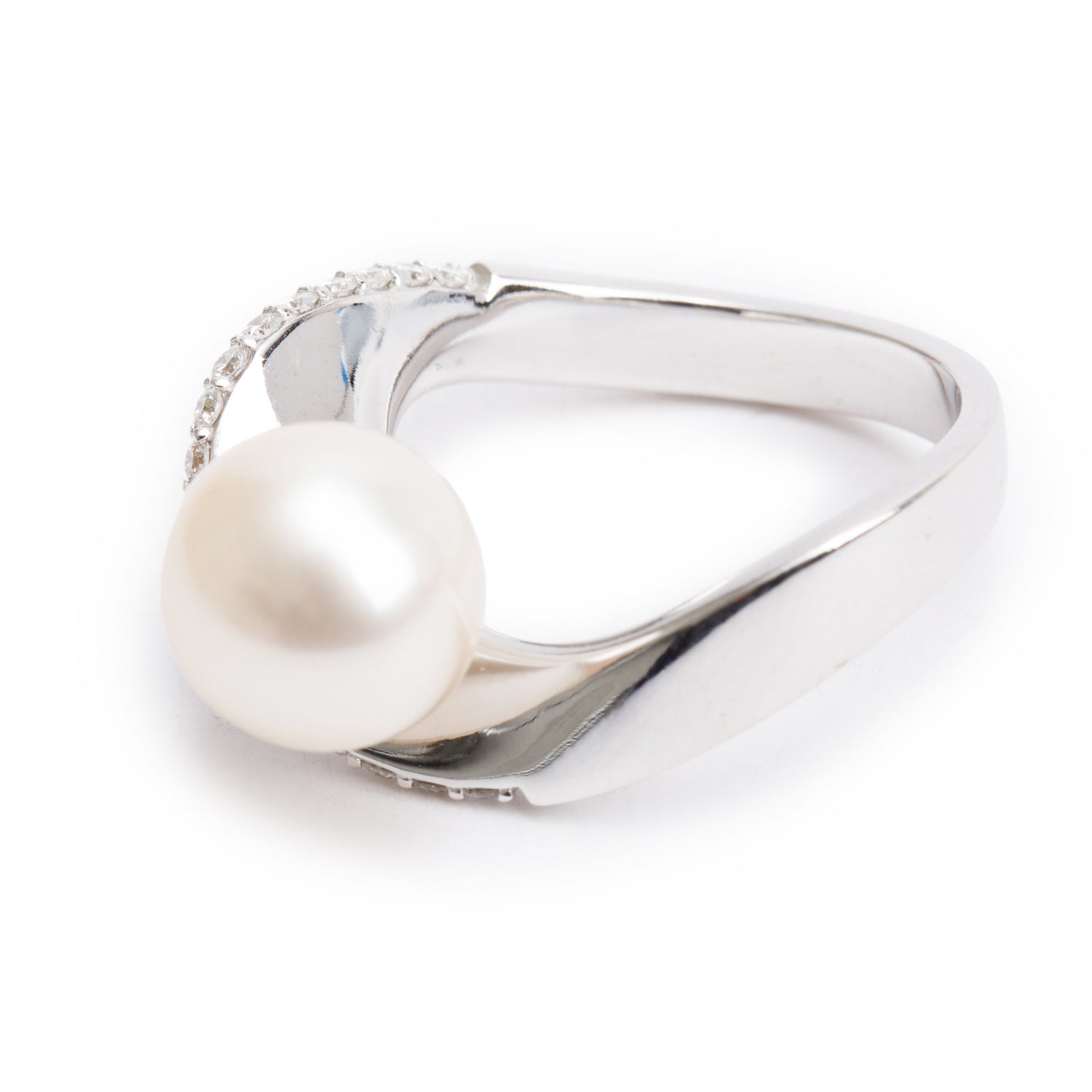 14k White Gold Pearl & Diamond Ring, Size 7.5