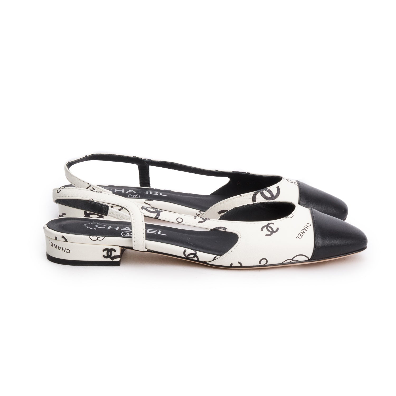 Chanel White Black Printed Lambskin CC Slingback Flats, Size 40 w/ Box