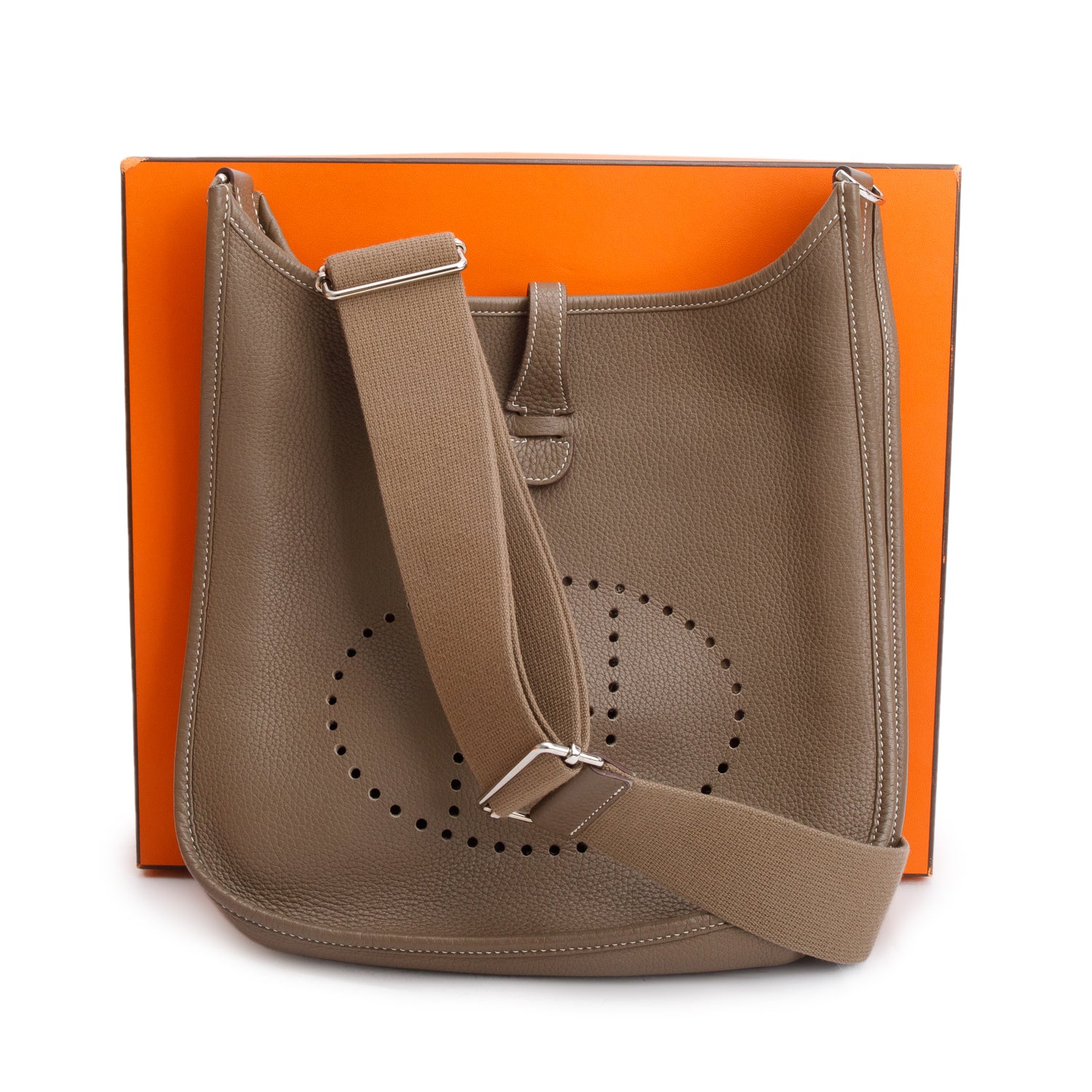 Hermes Etoupe Taurillon Clemence Evelyne III 29 Bag