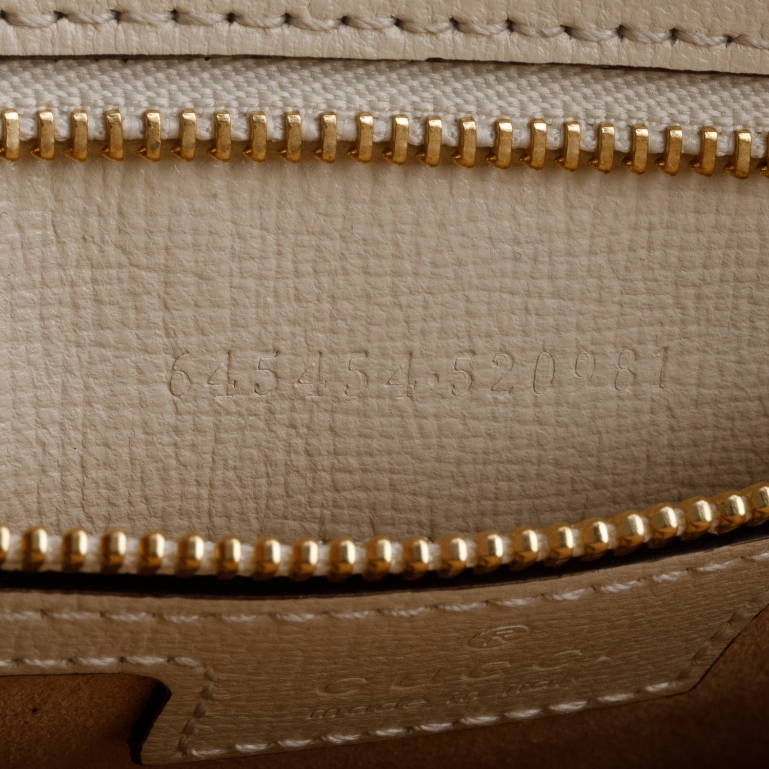 Gucci White GG Supreme Monogram Azalea Calfskin Small Horsebit 1955 Shoulder Bag