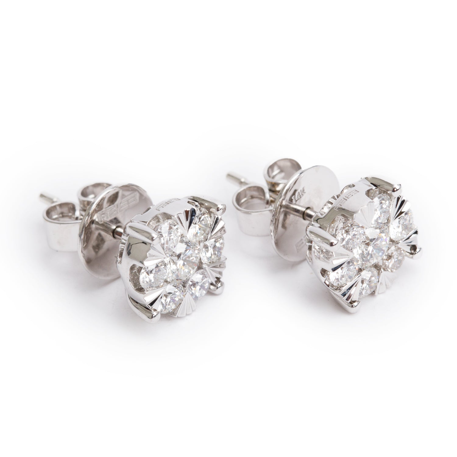 Effy 14k White Gold 1.10 tcw. Diamond Cluster Stud Earrings w/ Box