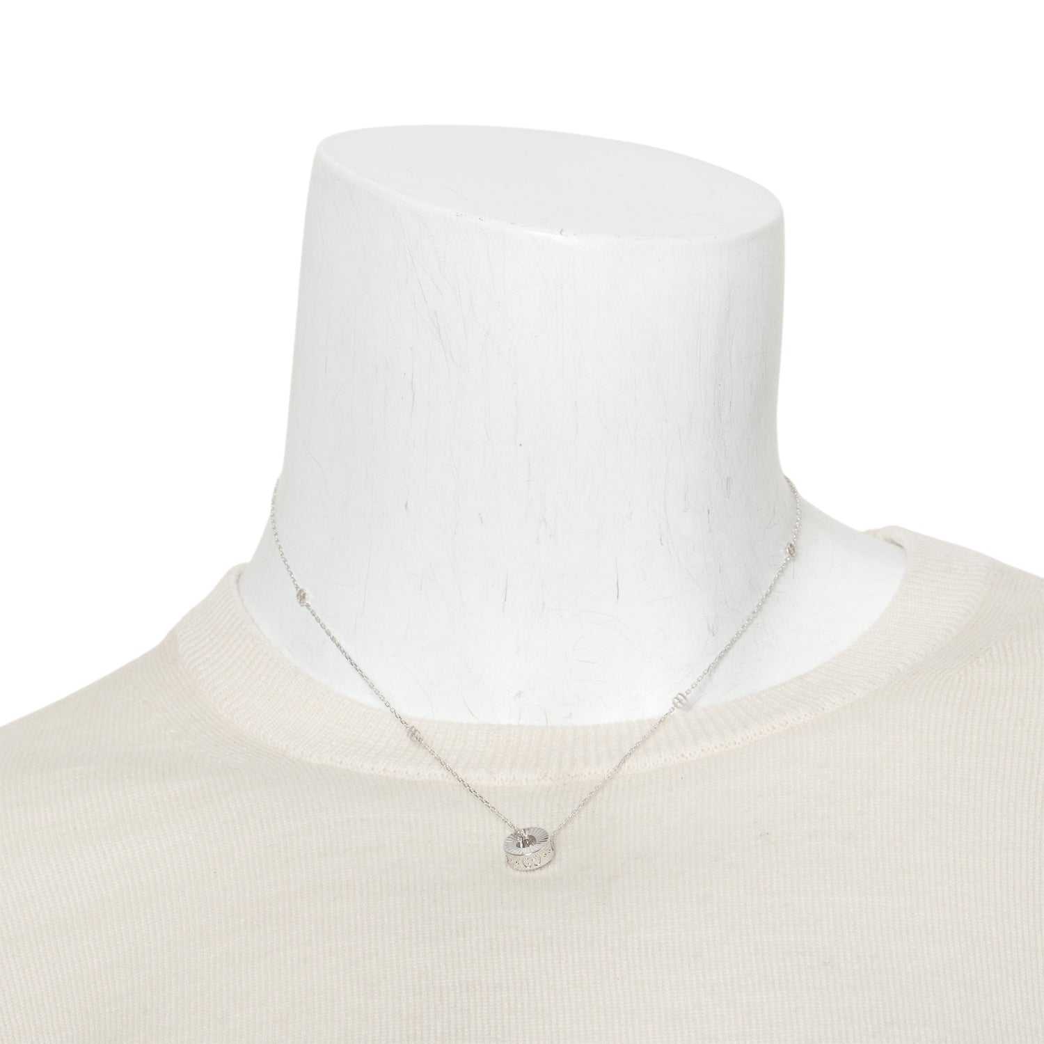 Gucci 18k White Gold Icon Heart Pendant Necklace w/ Box