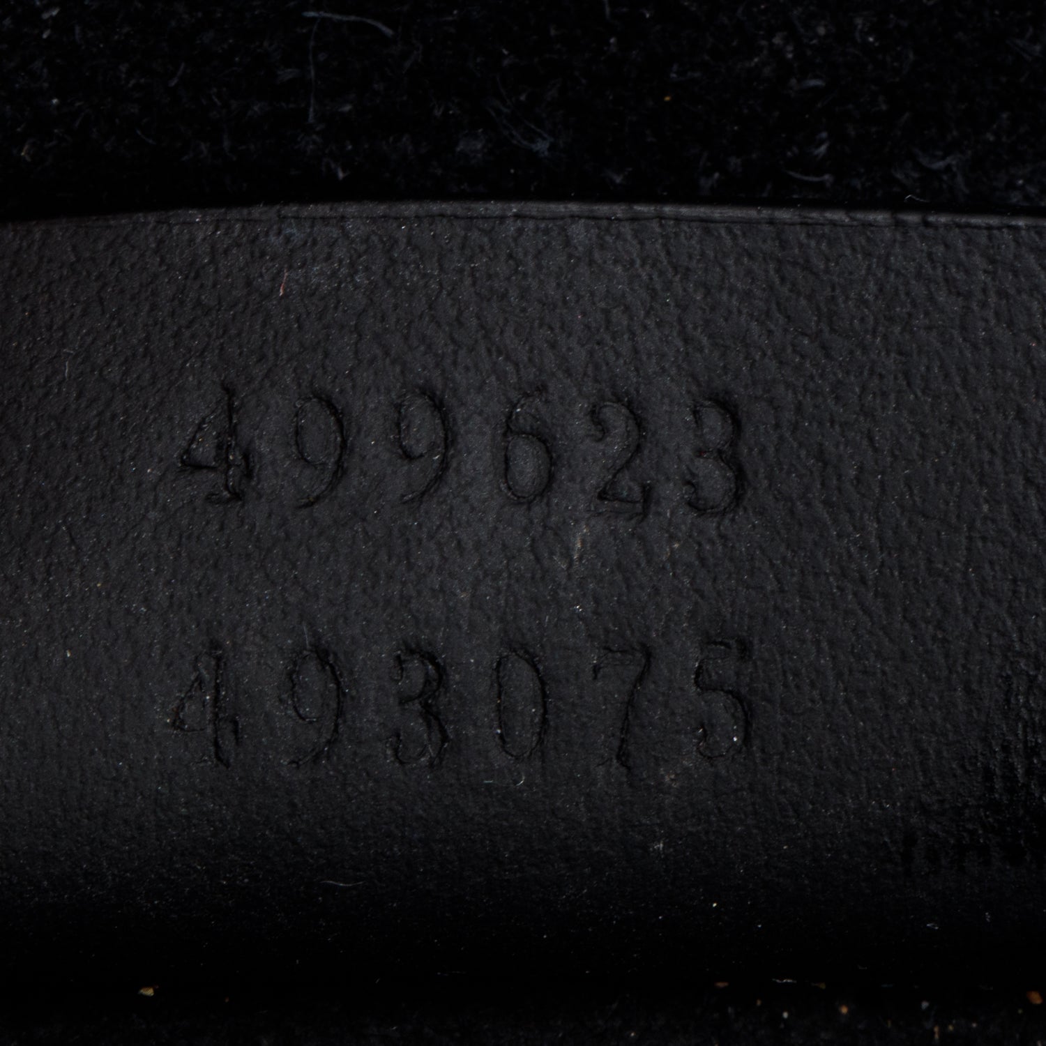 Gucci GG Supreme Small Dionysus Shoulder Bag w/ Box