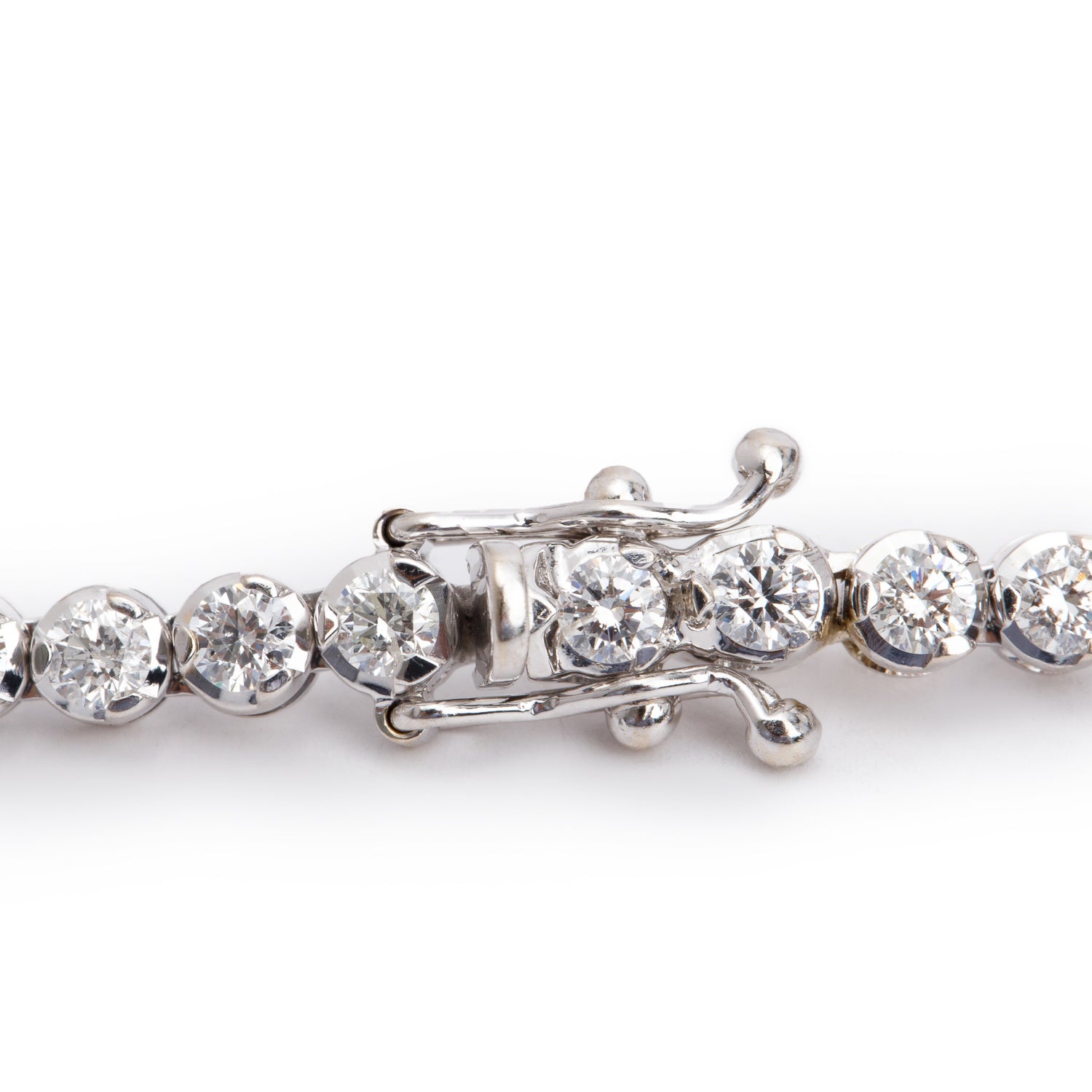 18k White Gold 3.81 tcw. Diamond Tennis Bracelet