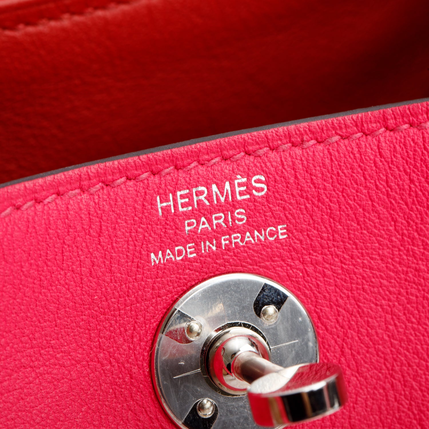 Hermes 2021 Rose Tyrien Rouge Vif Swift Leather Lindy Mini 20 w/ Box