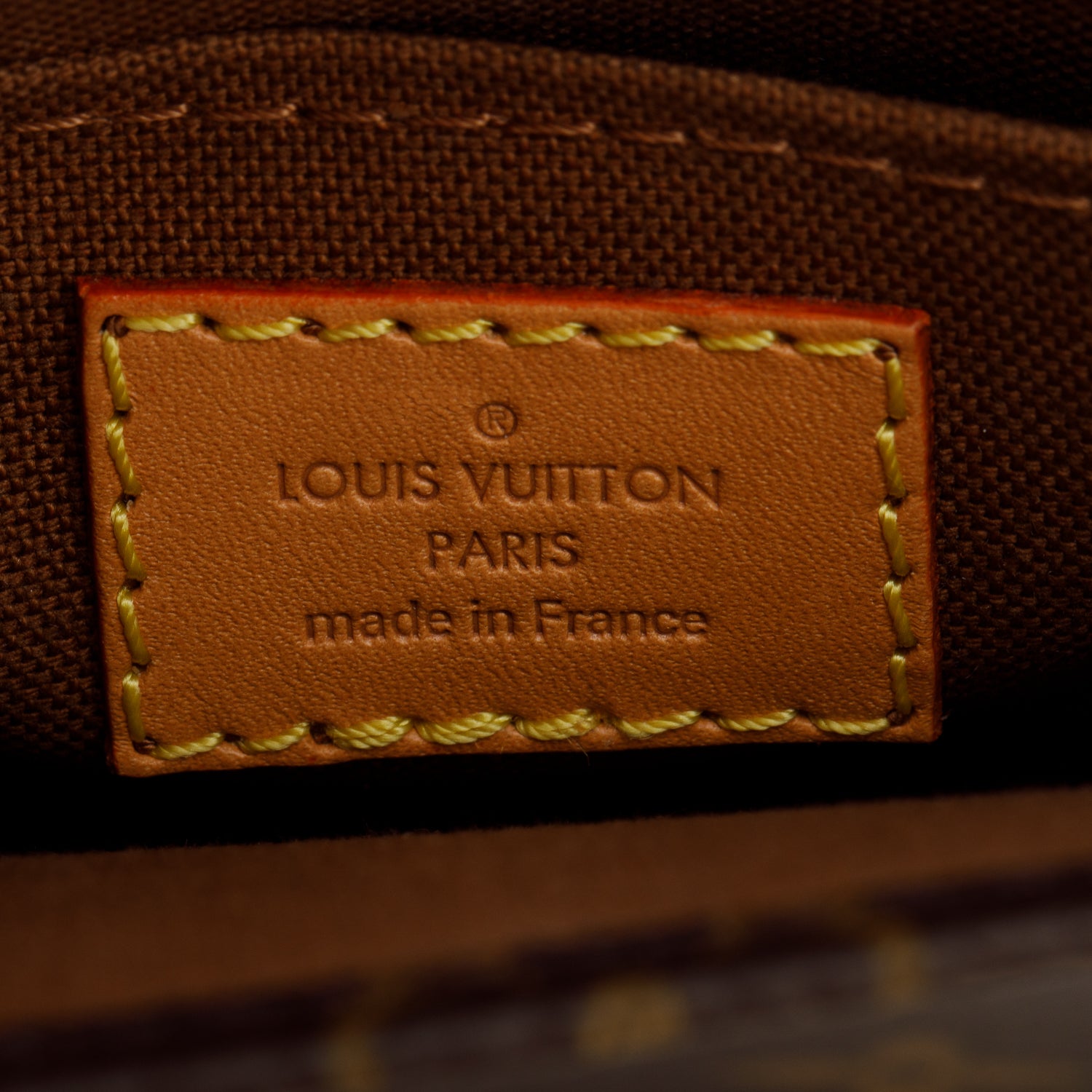 Louis Vuitton 2020 Monogram Petit Sac Plat w/ Strap