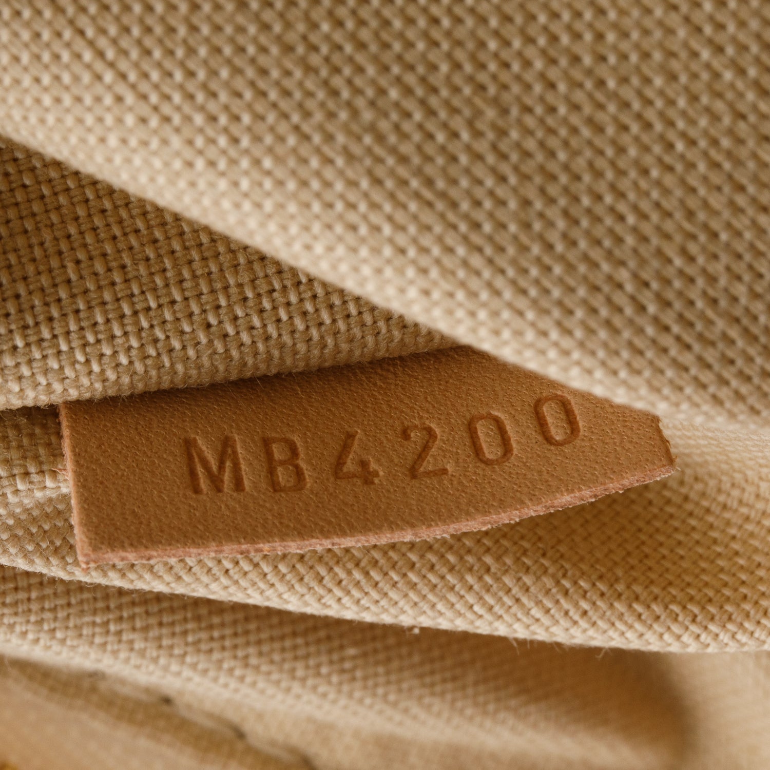 Louis Vuitton 2020 Damier Azur Pochette Accessoires