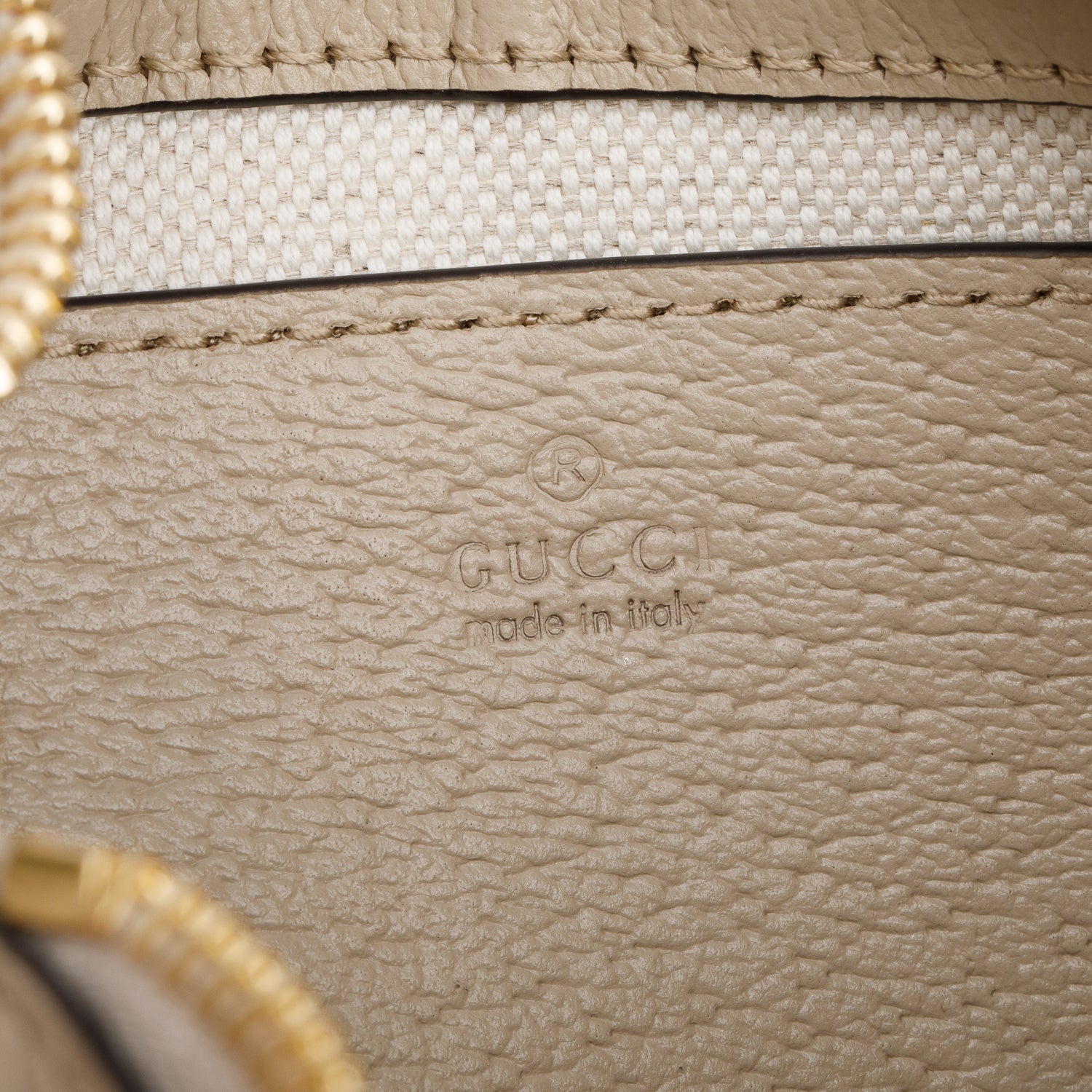Gucci Beige GG Supreme Monogram Textured Dollar Calfskin Mini Ophidia Chain Bag w/ Box