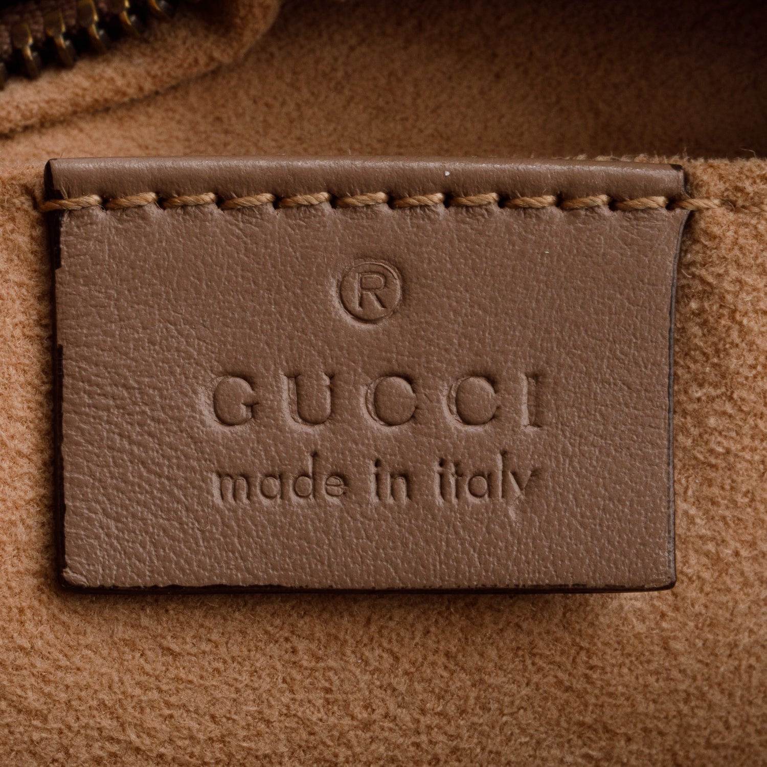 Gucci Beige GG Marmont Matelasse Small Camera Bag w/ Box