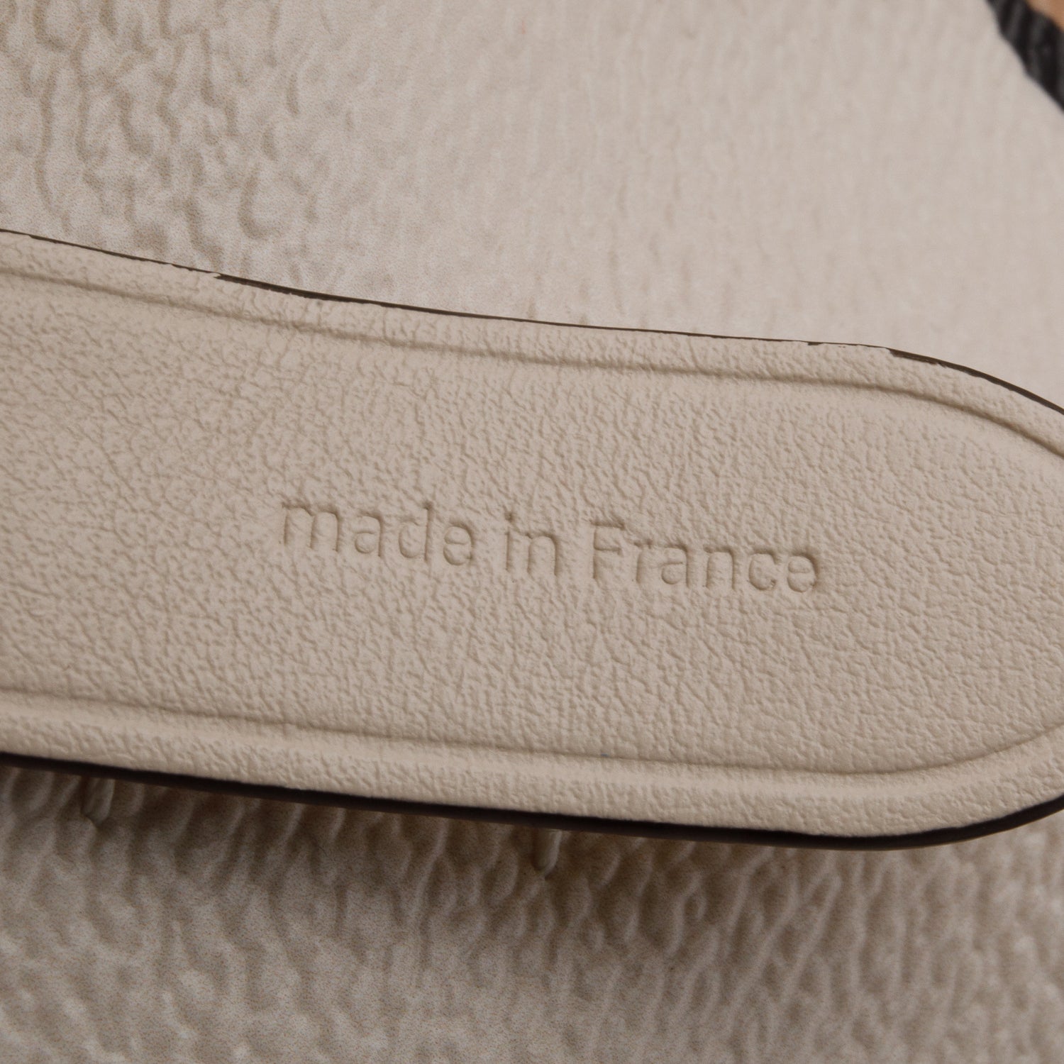 Louis Vuitton White Monogram Giant Wild at Heart Neonoe MM