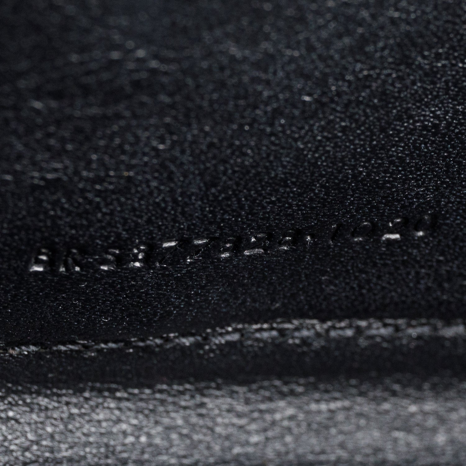 Saint Laurent 2020 Black Grain De Poudre Chevron Cassandre Envelope Chain Wallet