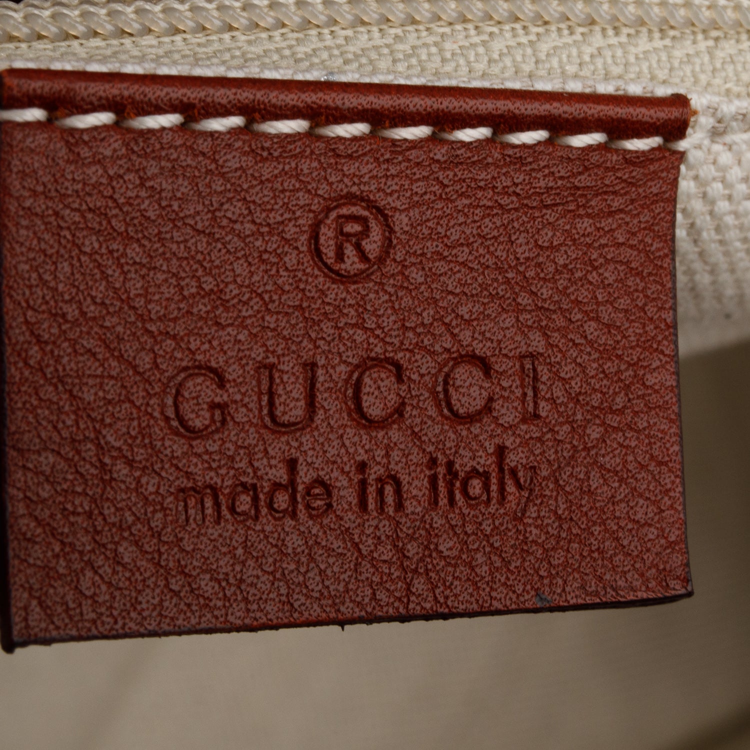 Gucci Red Leather Signature Interlocking G Medium Sukey Tote