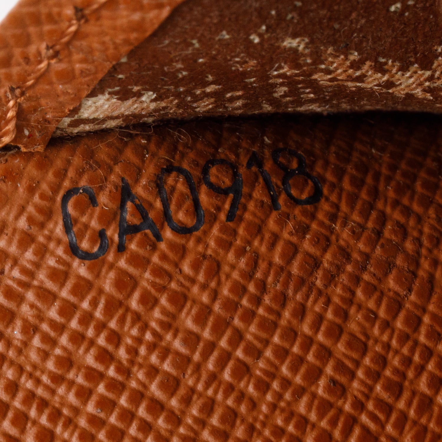 Louis Vuitton Vintage Monogram Small Ring Agenda Cover