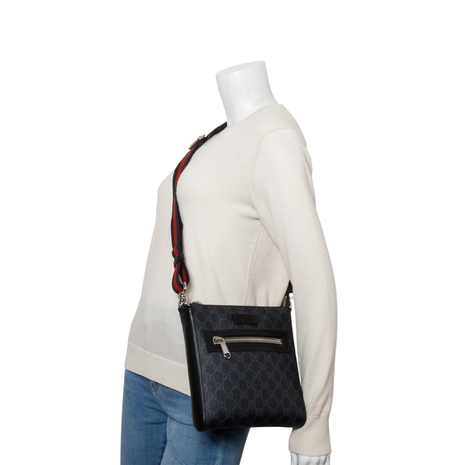 Gucci Black GG Supreme Small Messenger Bag