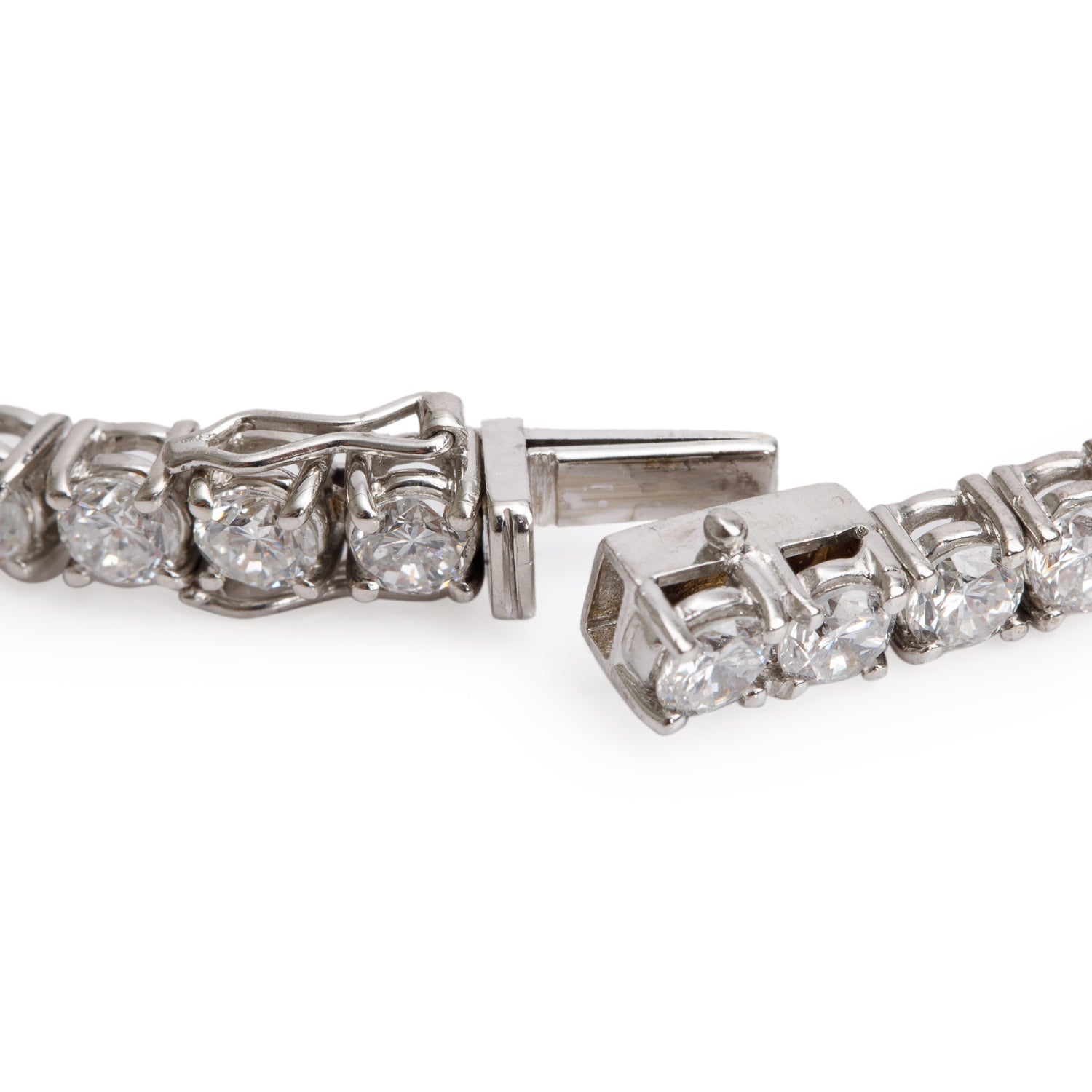 18k White Gold 7.98 tcw. Diamond Tennis Bracelet