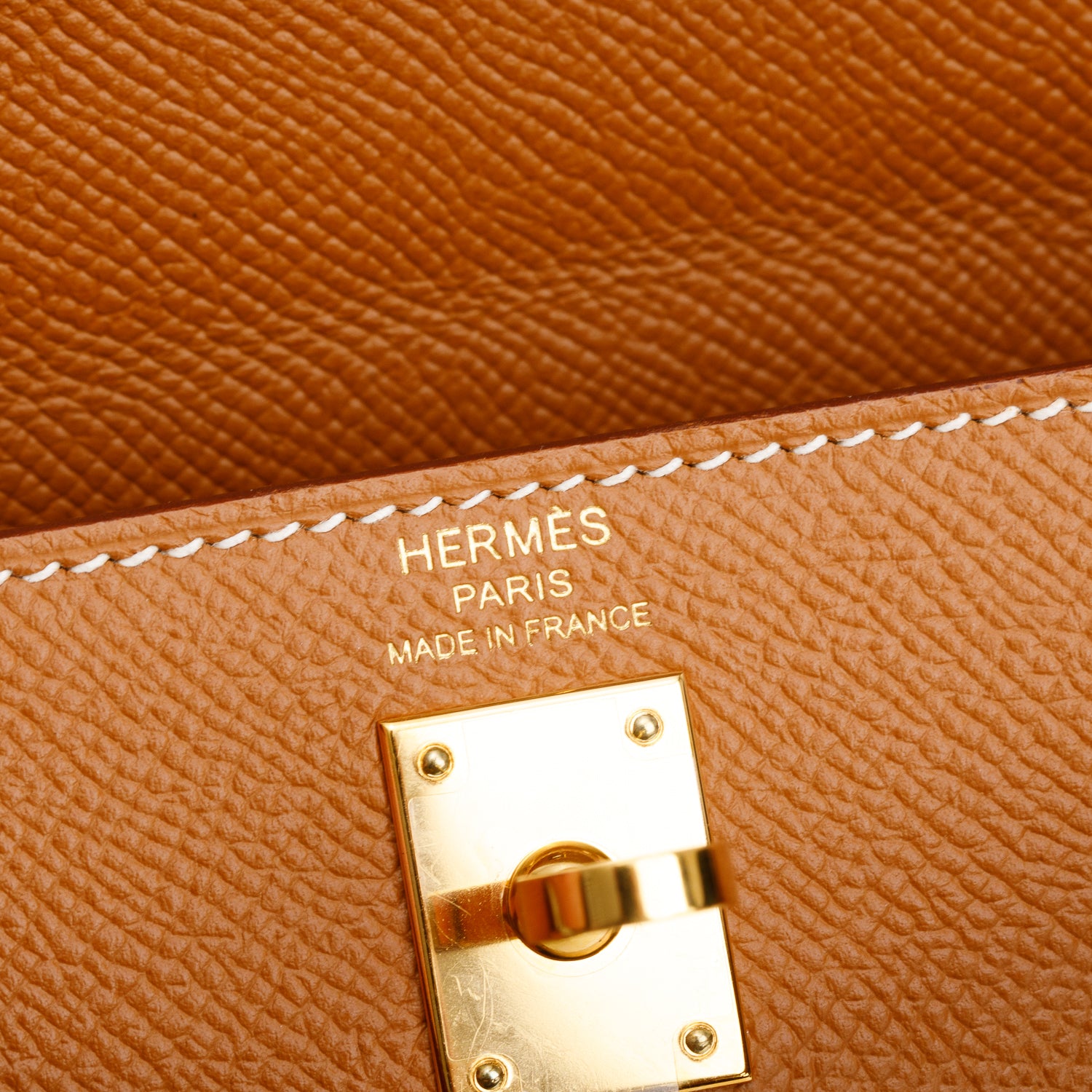 Hermes 2020 Gold Veau Epsom Kelly II Sellier 25 w/ Box, Receipt & Strap