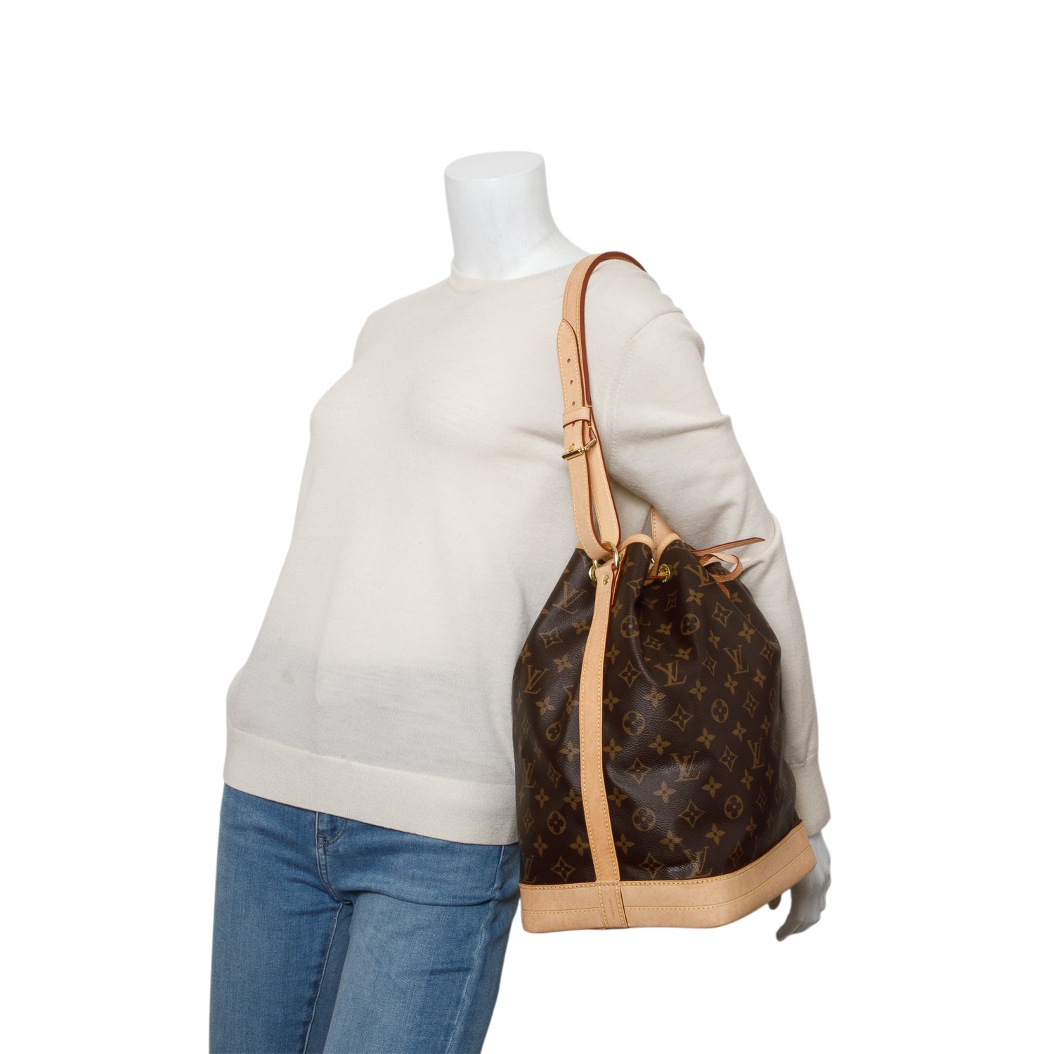 Louis Vuitton Monogram Noe w/ Strap
