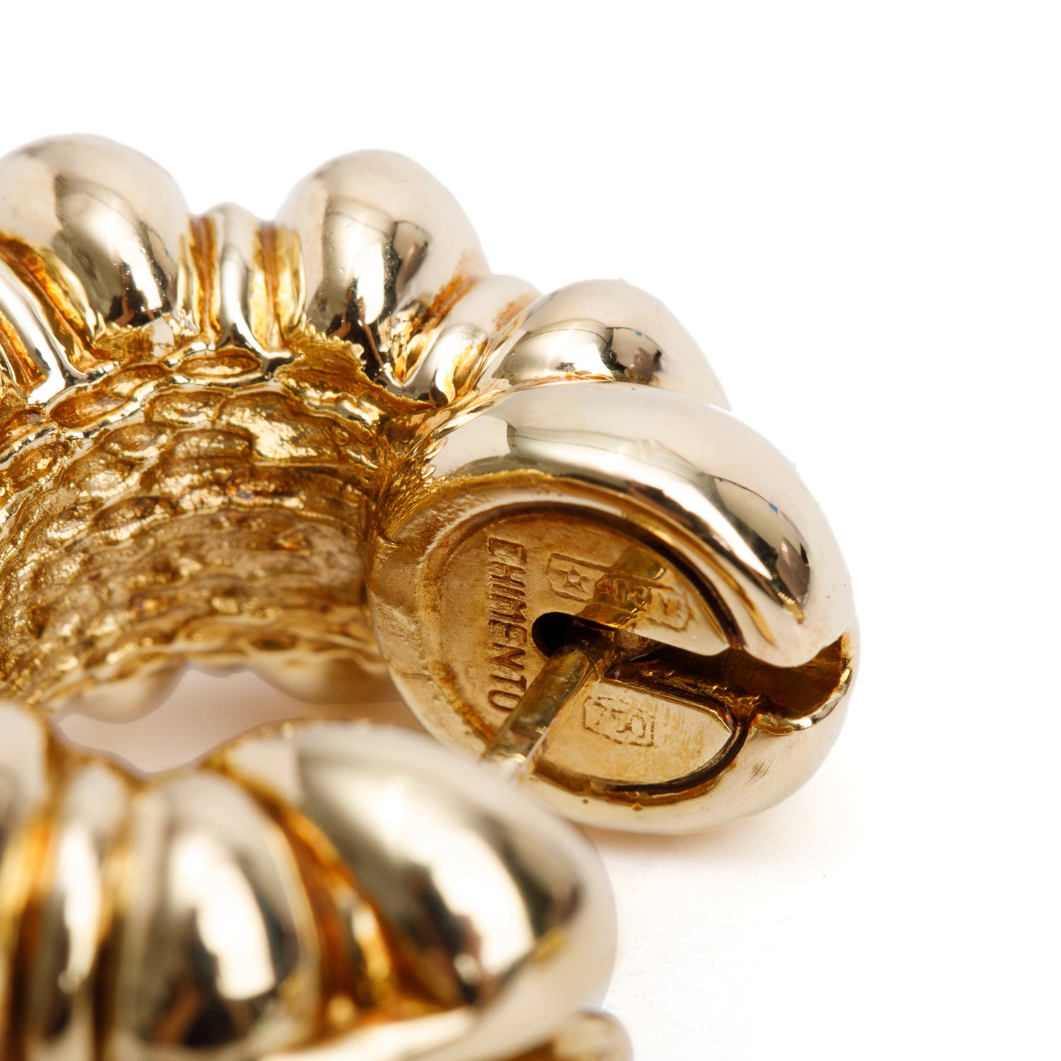 Chimento 18k Yellow Gold Huggie Hoop Earrings
