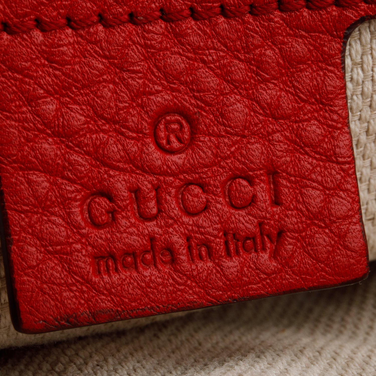 Gucci Red Pebbled Calfskin Medium Soho Chain Crossbody Bag