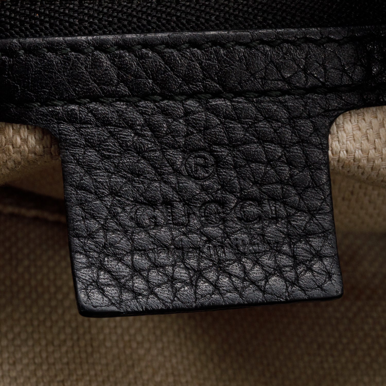 Gucci Black Pebbled Calfskin Medium Soho Chain Shoulder Bag