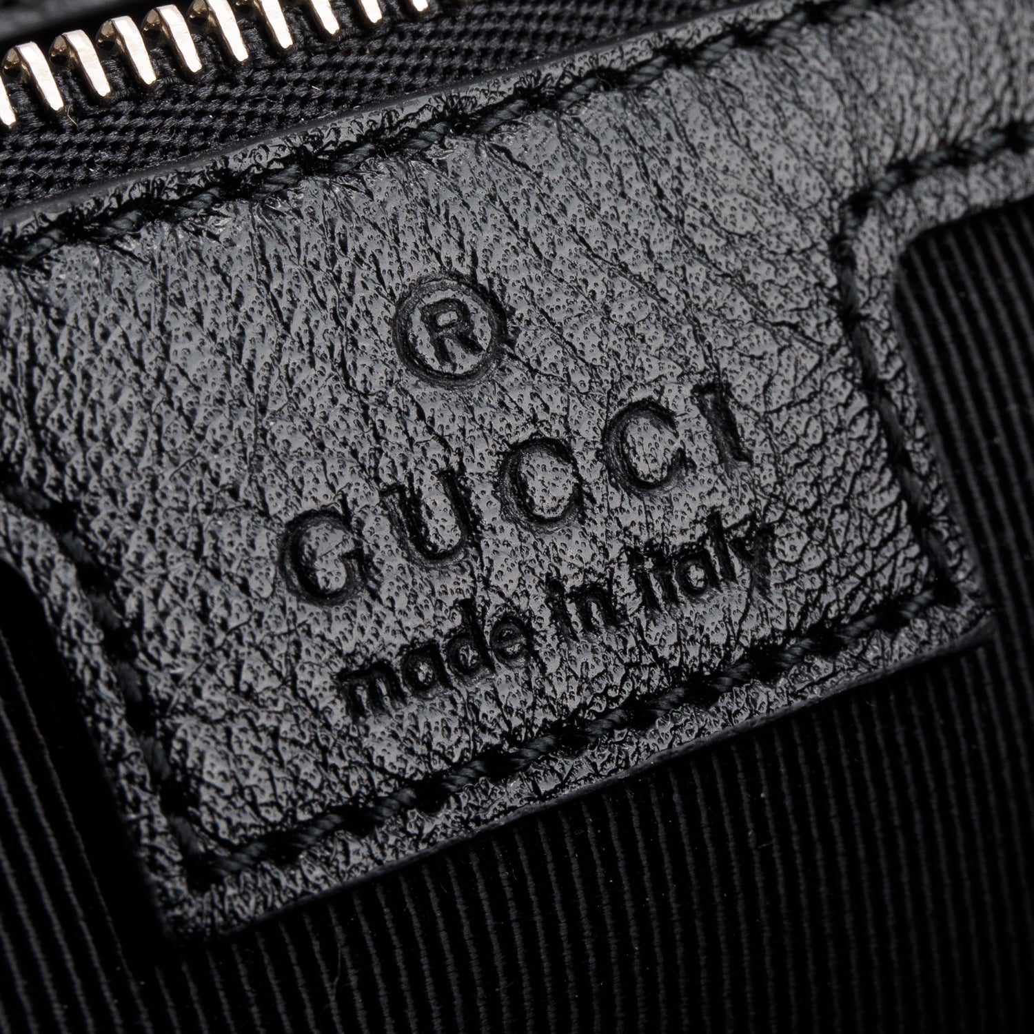 Gucci Black Soft Matelasse Chevron Leather GG Marmont Medium Shoulder Bag w/ Box