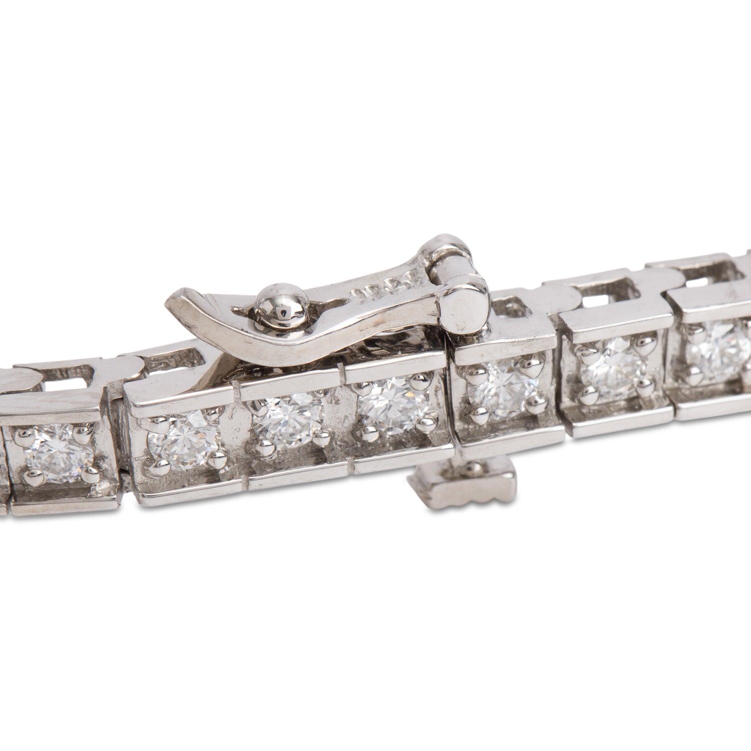 14k White Gold 2.50 tcw. Diamond Tennis Bracelet