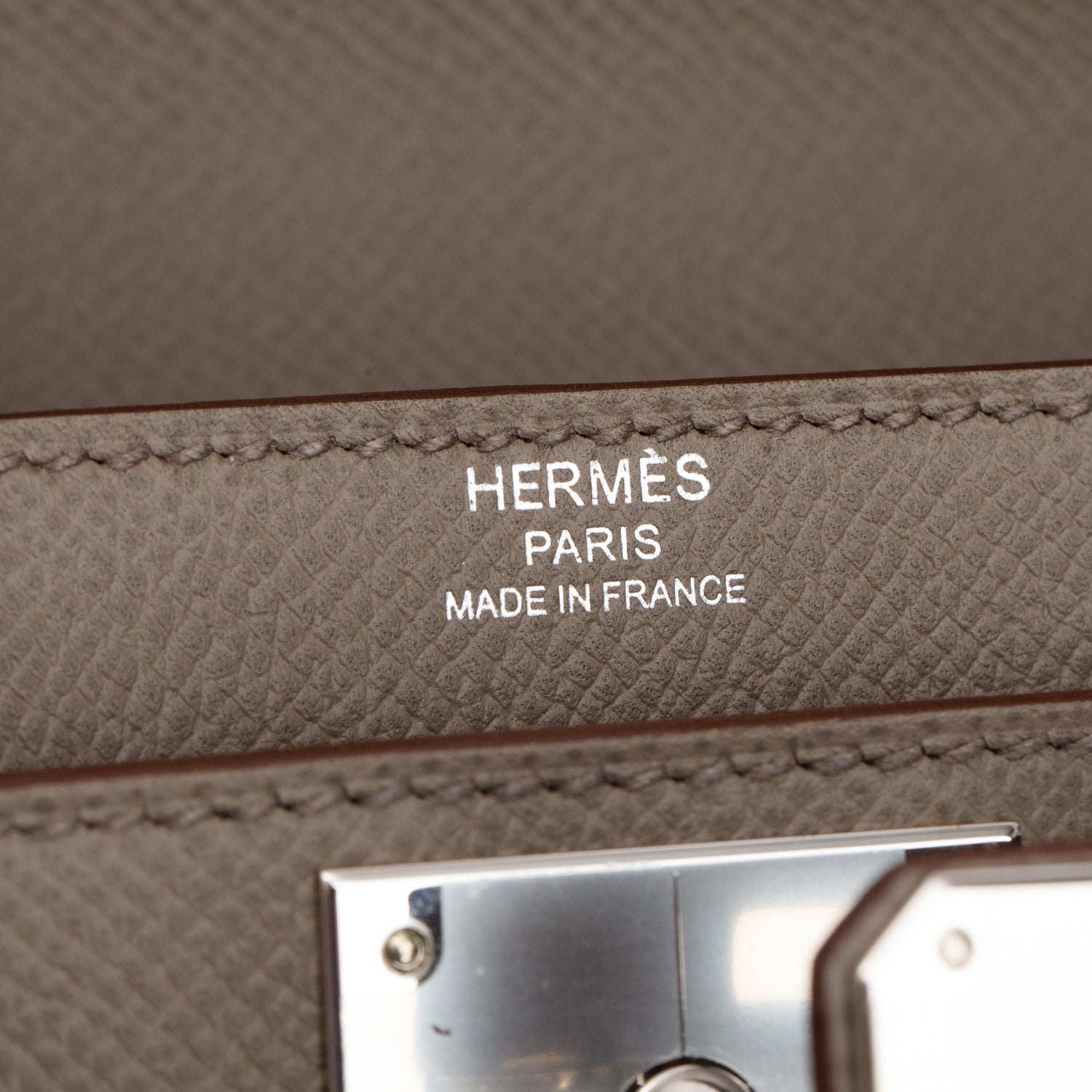Hermes Etain Epsom Calfskin Kelly Depeches 25 Pouch w/ Box