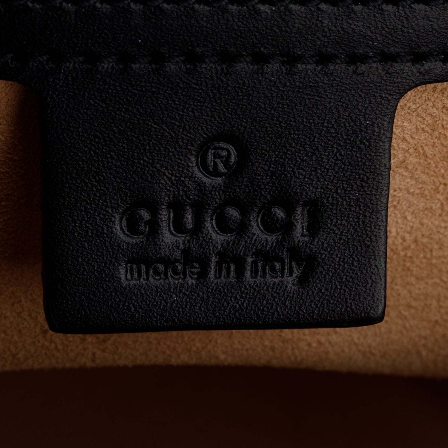 Gucci Black GG Signature Leather Medium Padlock Shoulder Bag w/ Box