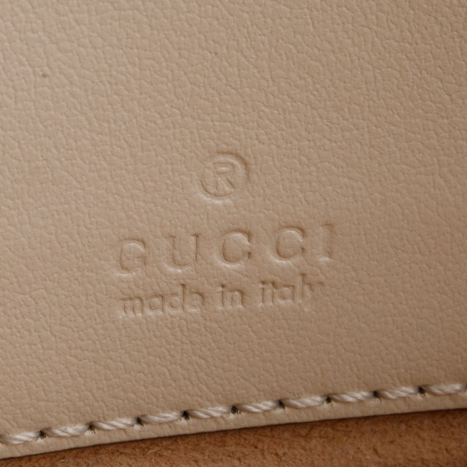 Gucci White Calfskin Matelasse Mini GG Marmont Chain Crossbody Bag w/ Box