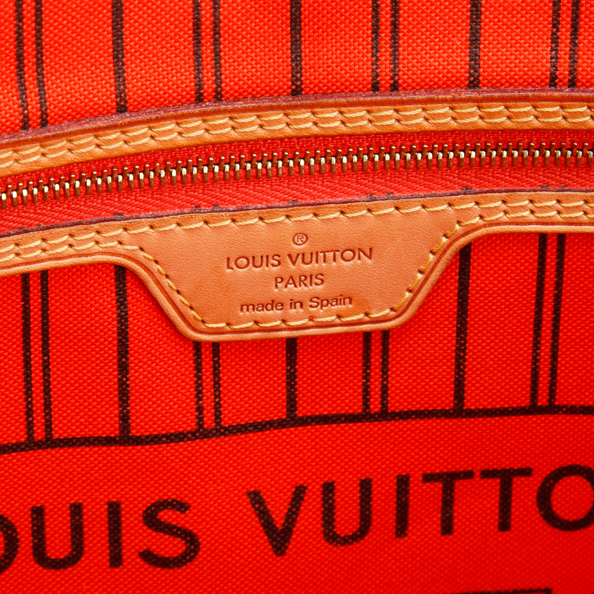 Louis Vuitton Monogram Neverfull MM w/ Pouch