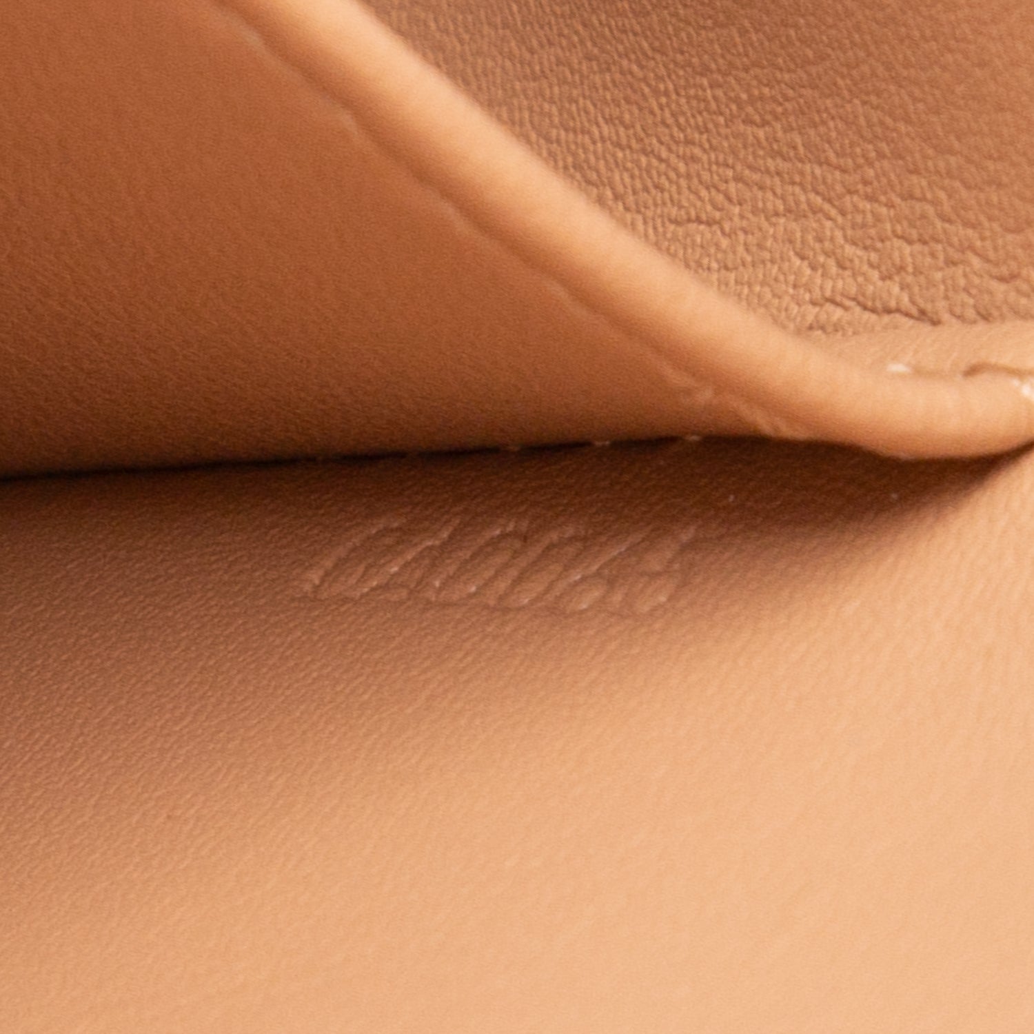 Louis Vuitton Beige Vernis Thomson Street w/ Box