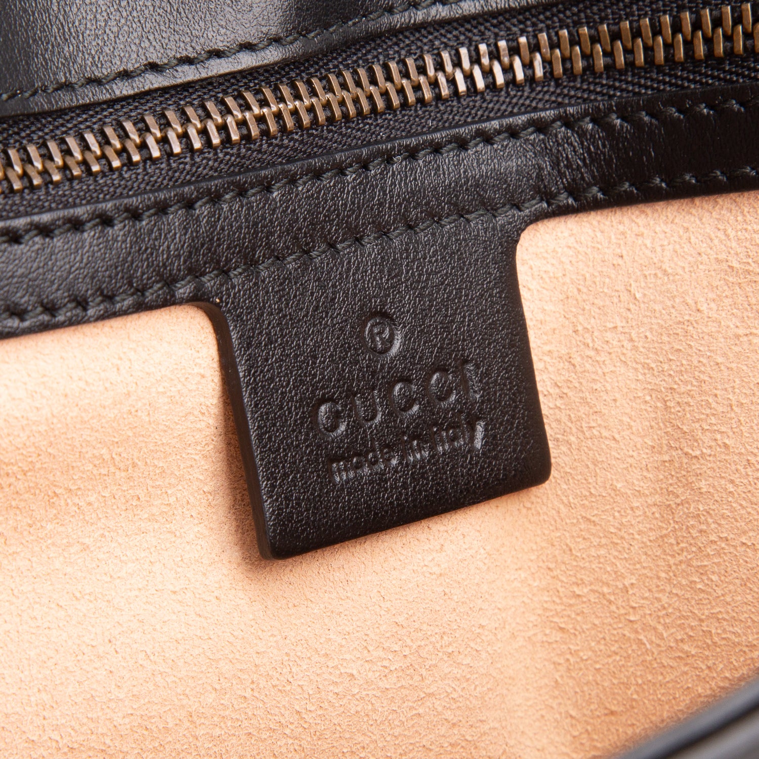 Gucci Black GG Marmont Matelasse Medium Shoulder Bag w/ Box
