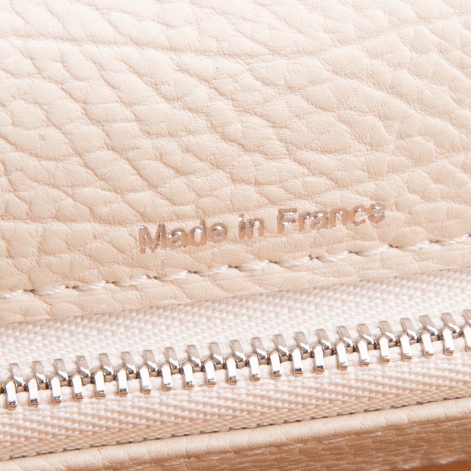 Delvaux White Crispy Calf Tempete MM w/ Strap