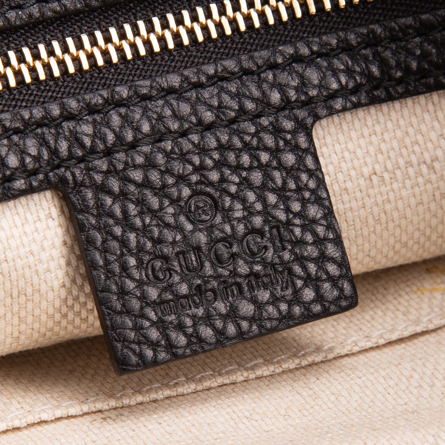 Gucci Black Grained Leather Medium Soho Chain Tote