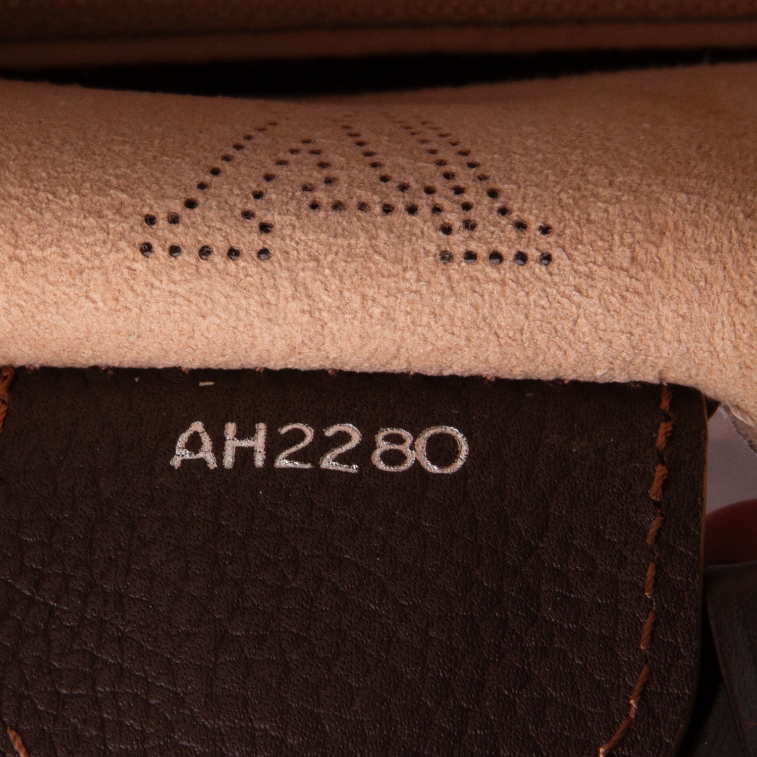 Louis Vuitton Brown Mahina Carmel Hobo