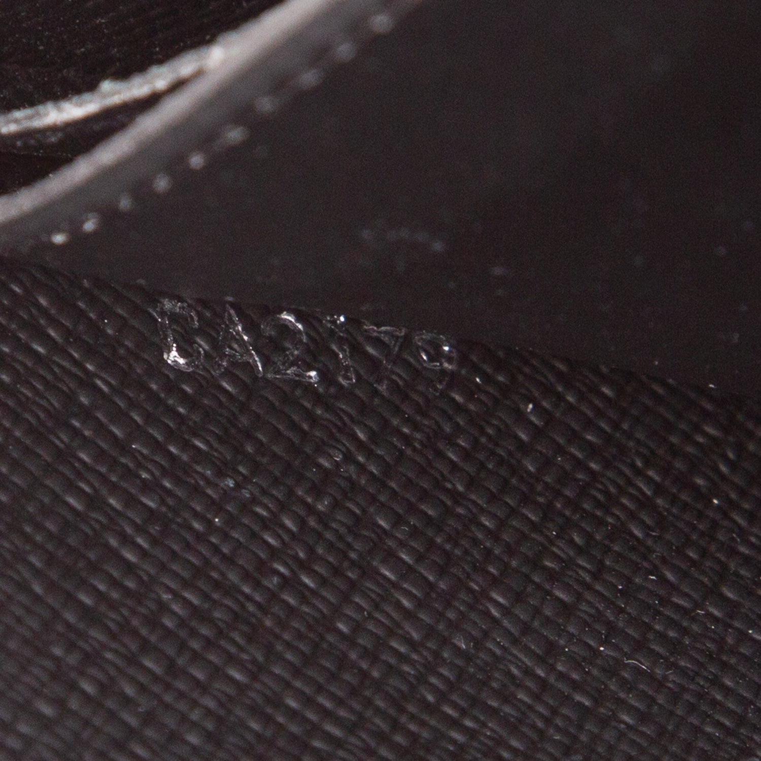 Louis Vuitton Black Taiga Leather Baikal Pochette Clutch