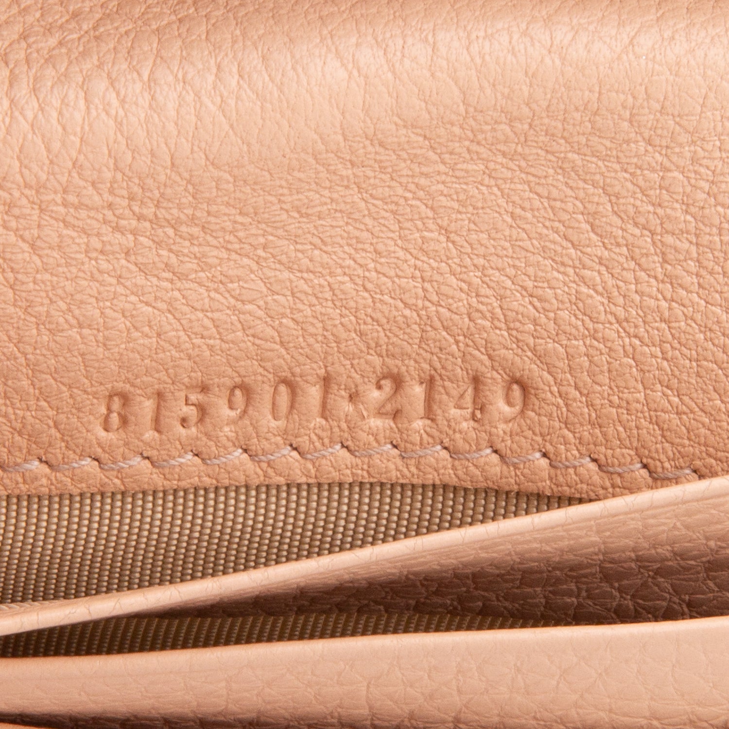 Gucci Pink Grainy Leather GG Emblem Small Wallet w/ Box